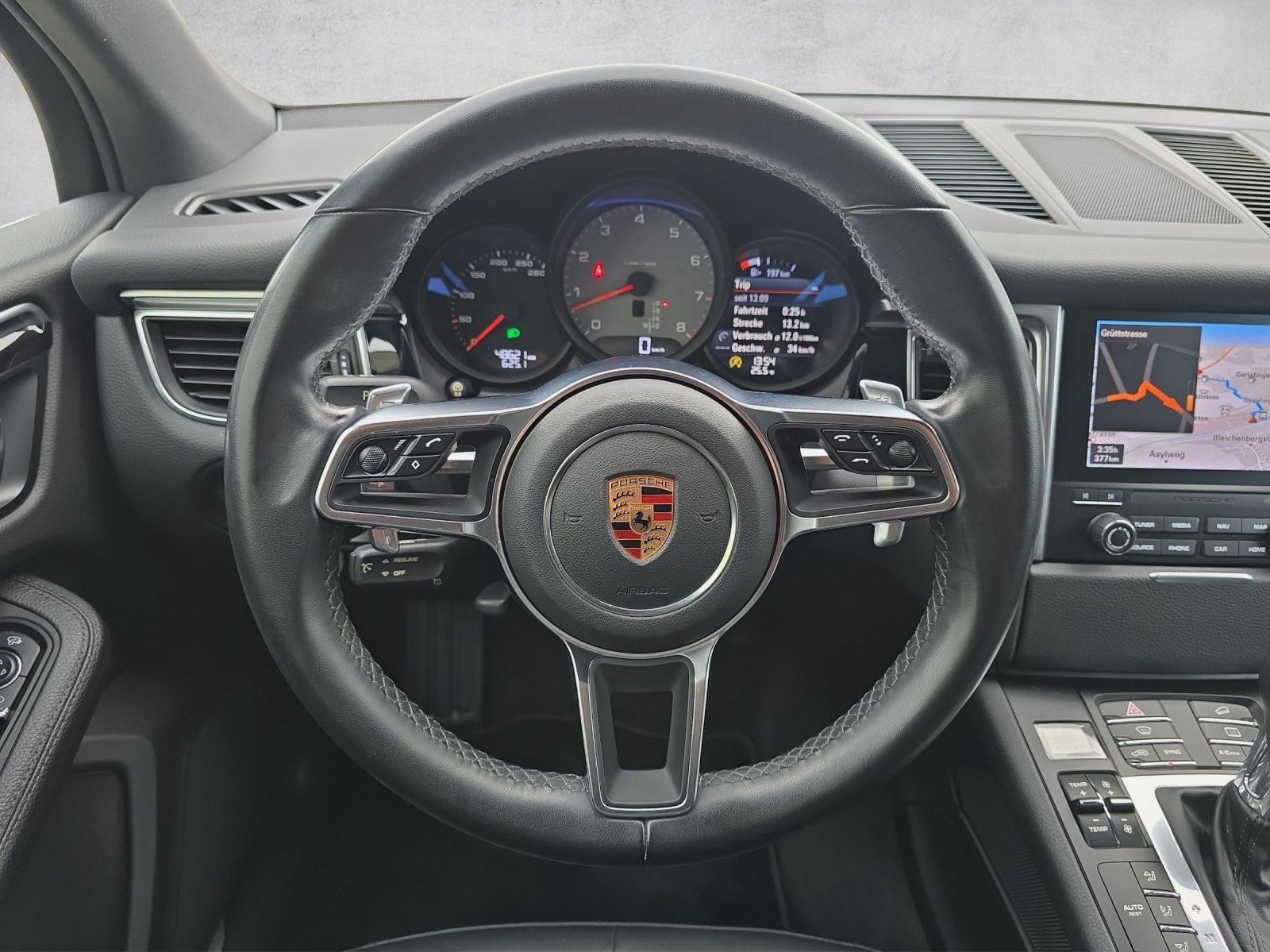 PORSCHE Macan S PDK-image-7