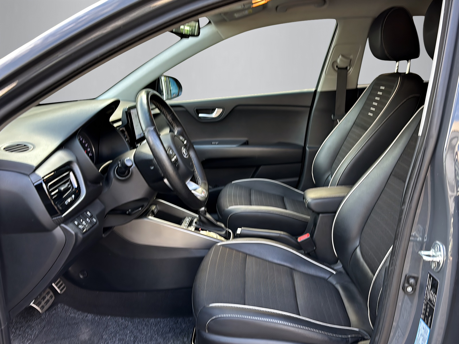 KIA Rio 1.0 T-GDi MHEV GT-Line-showroom-element-2