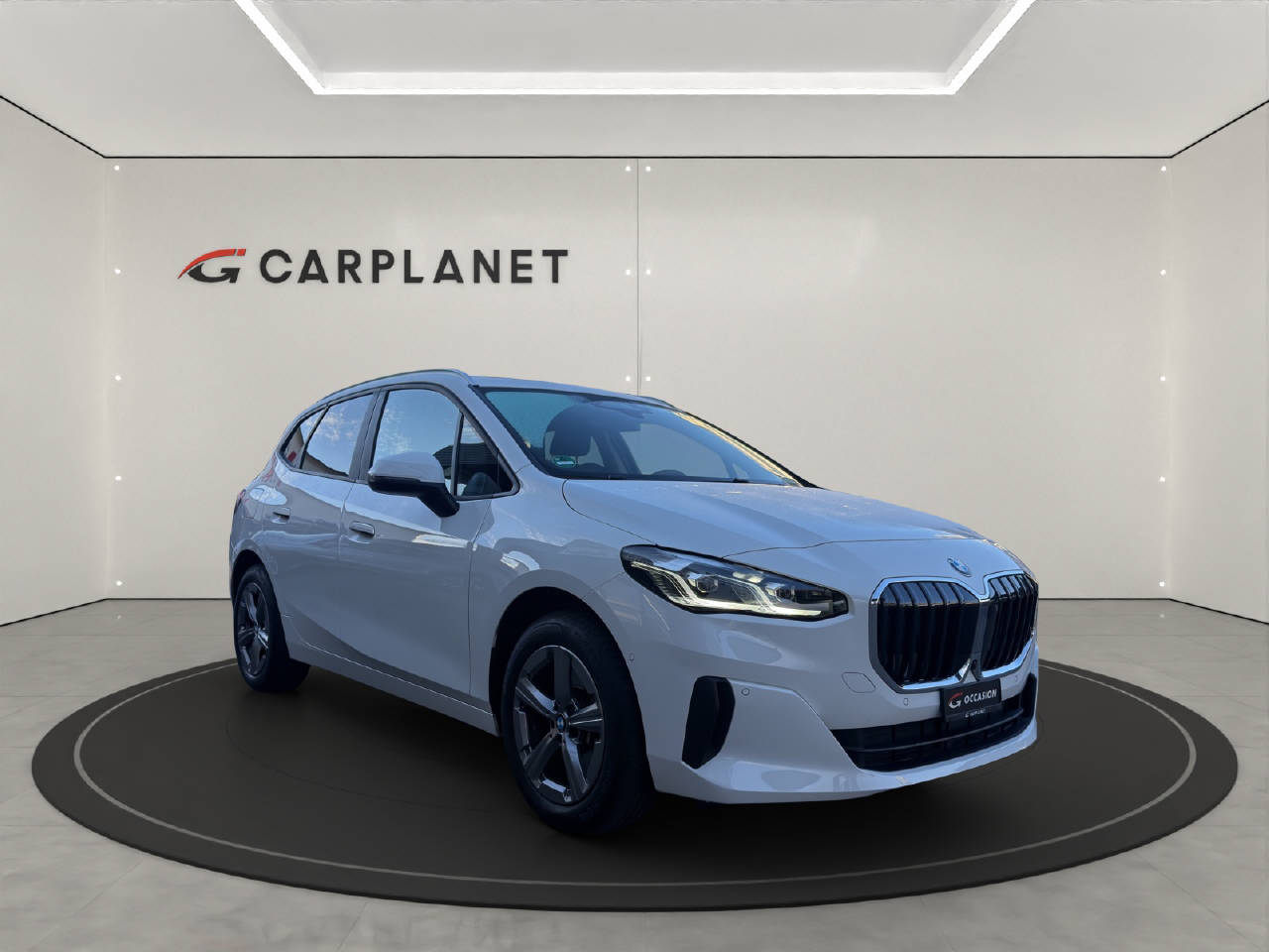 BMW 223d Active Tourer xDrive-image-3
