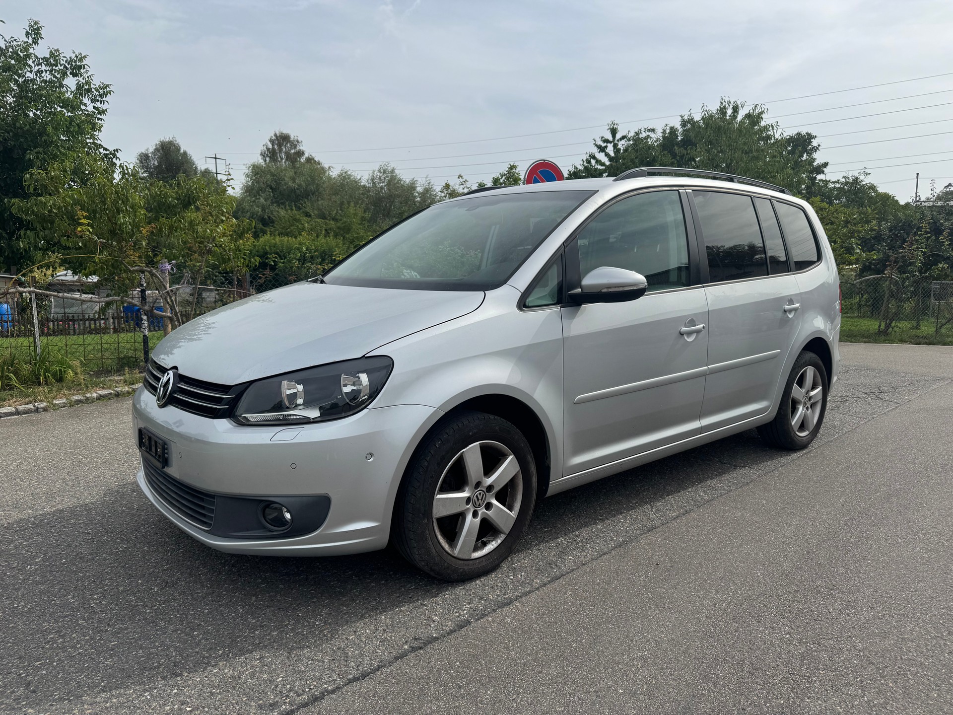 VW Touran 1.4 TSI Team DSG-image-2