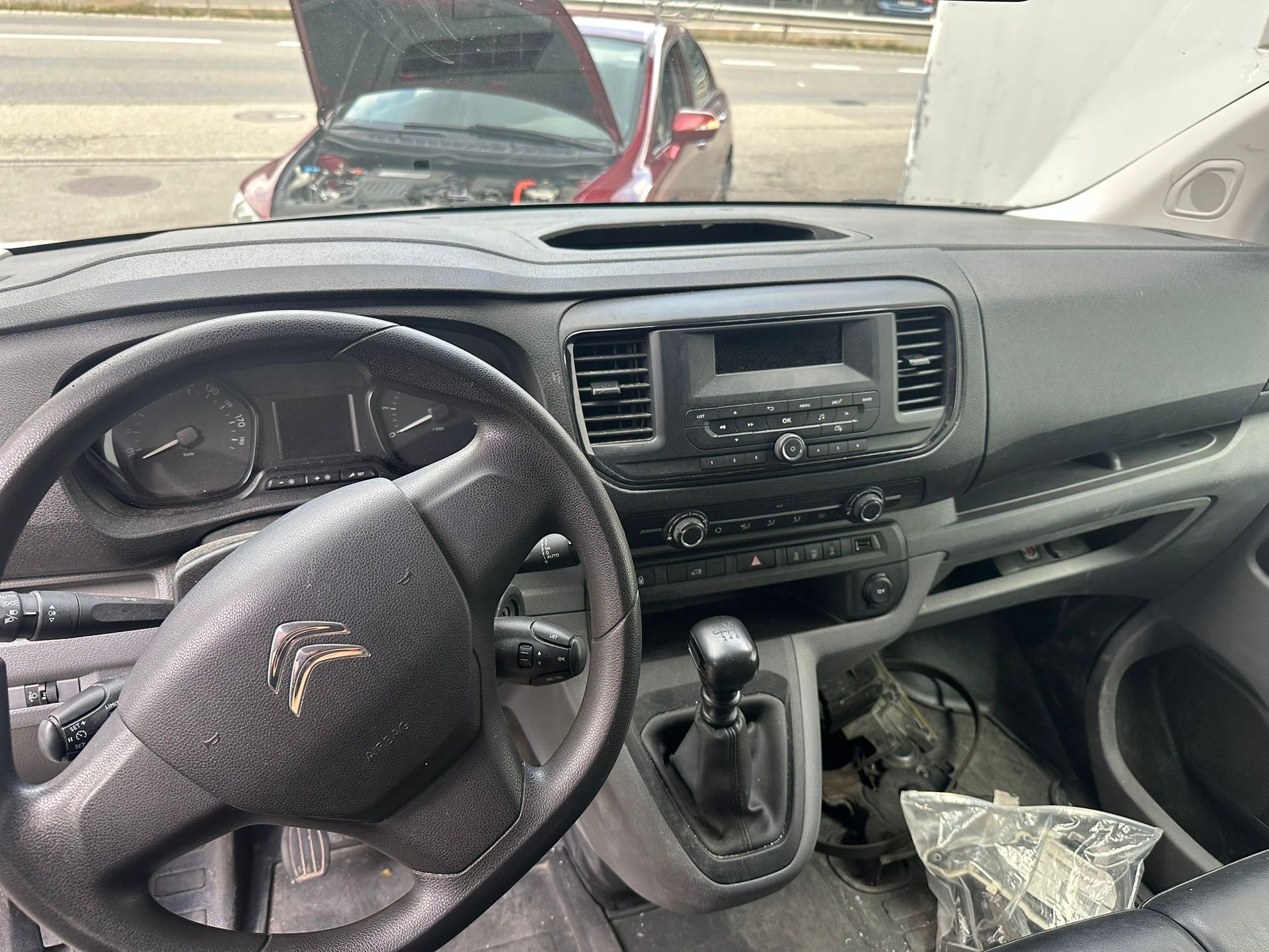 CITROEN Jumpy 1.5 BlueHDi 120 M Attraction-image-9