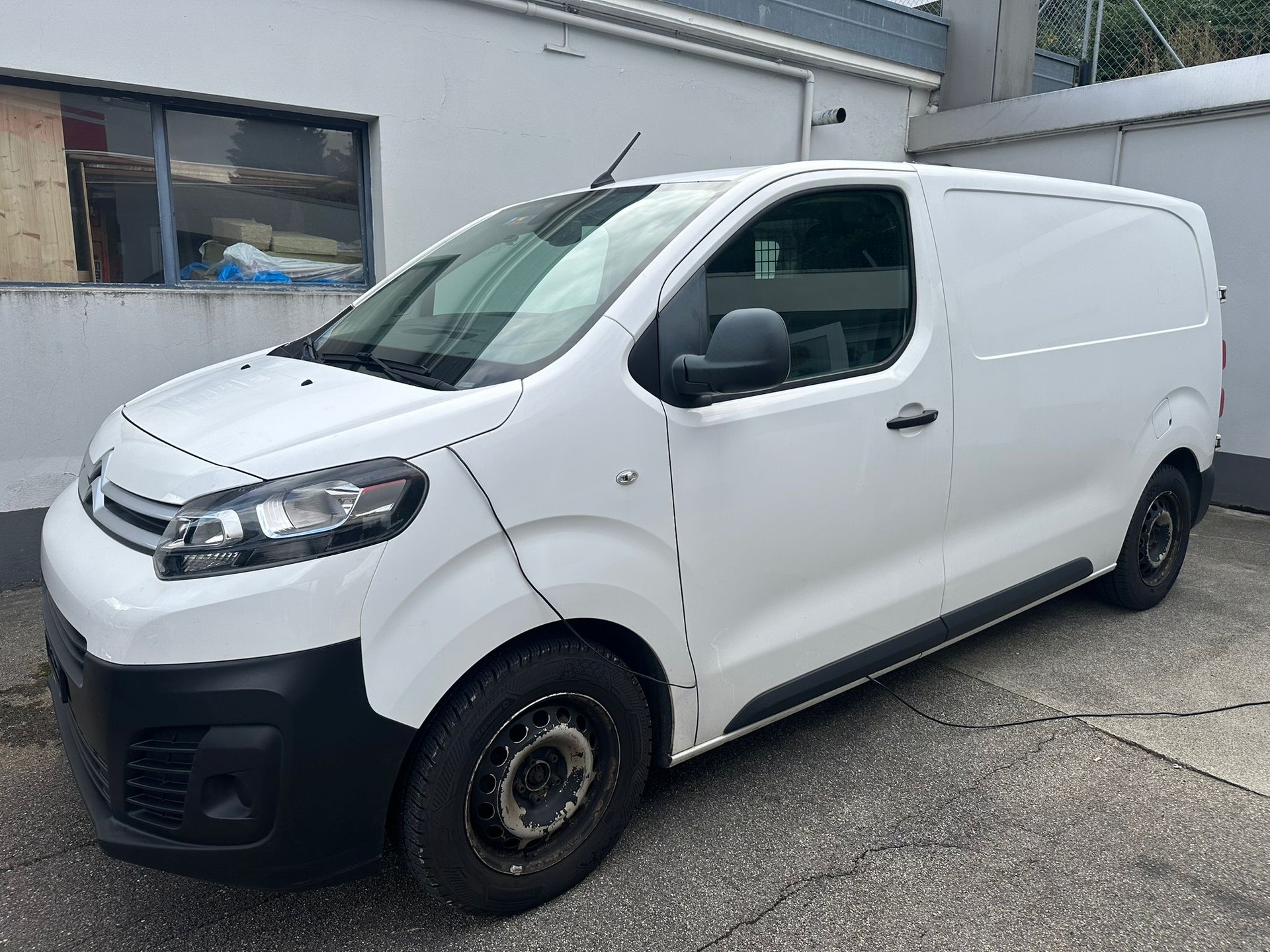 CITROEN Jumpy 1.5 BlueHDi 120 M Attraction-image-0