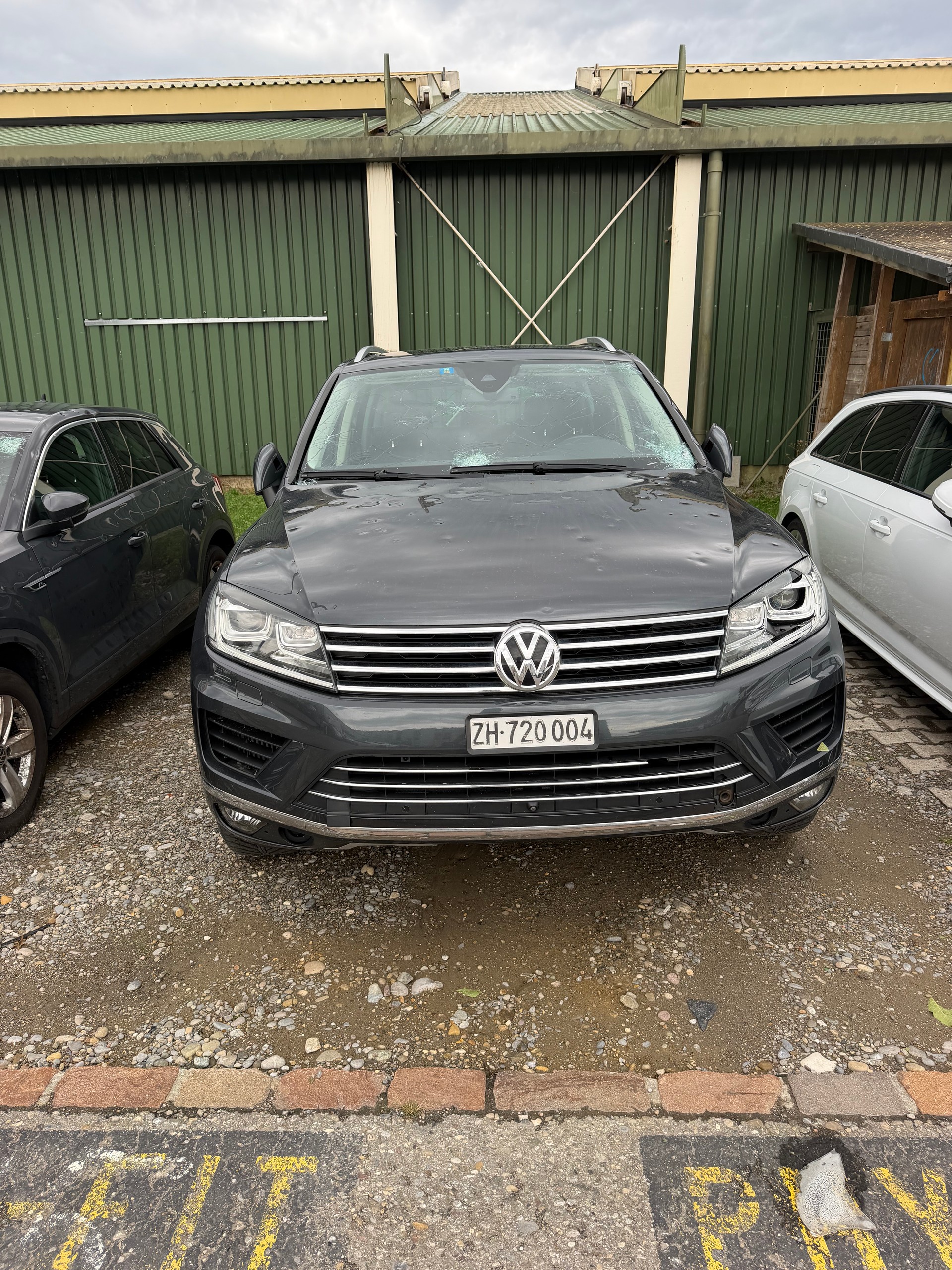 VW Touareg 3.0 TDI BlueMotion Technology Tiptronic-image-1