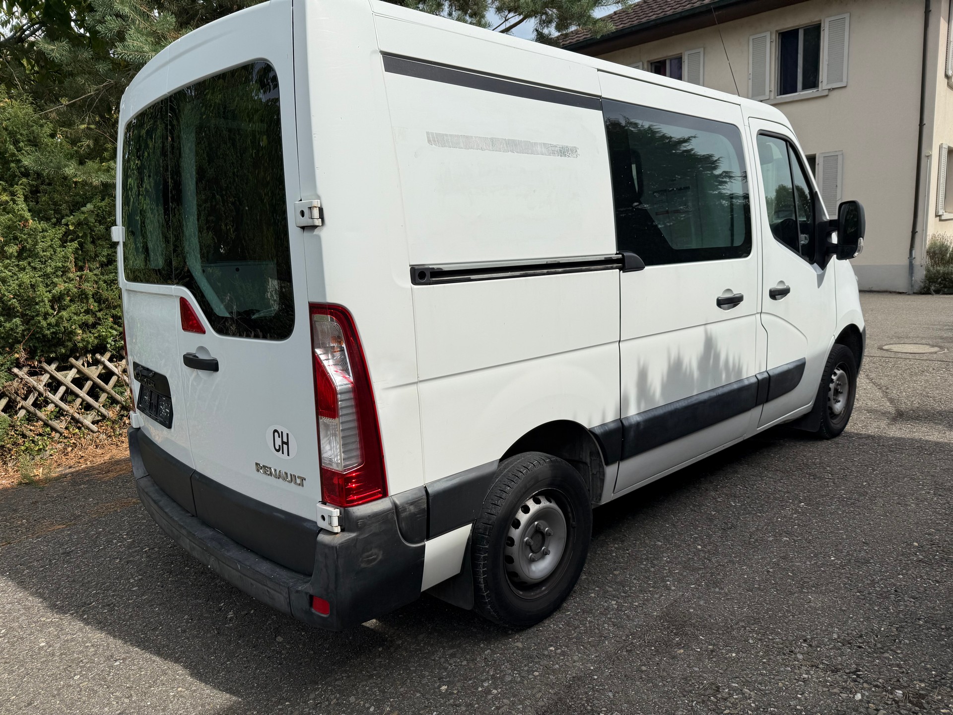 RENAULT Master T28 2.3dCi L1H1-image-4