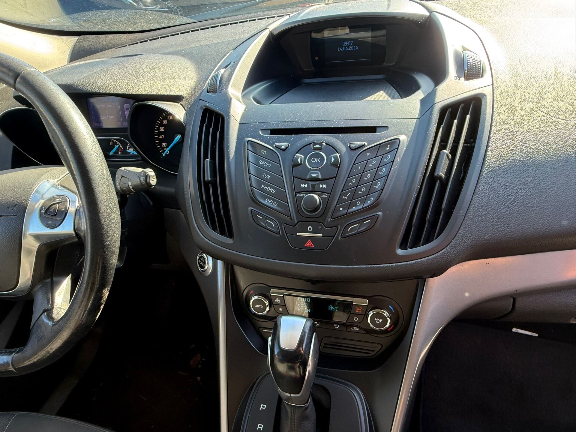 FORD Kuga 2.0 TDCi Titanium 4WD PowerShift-image-13