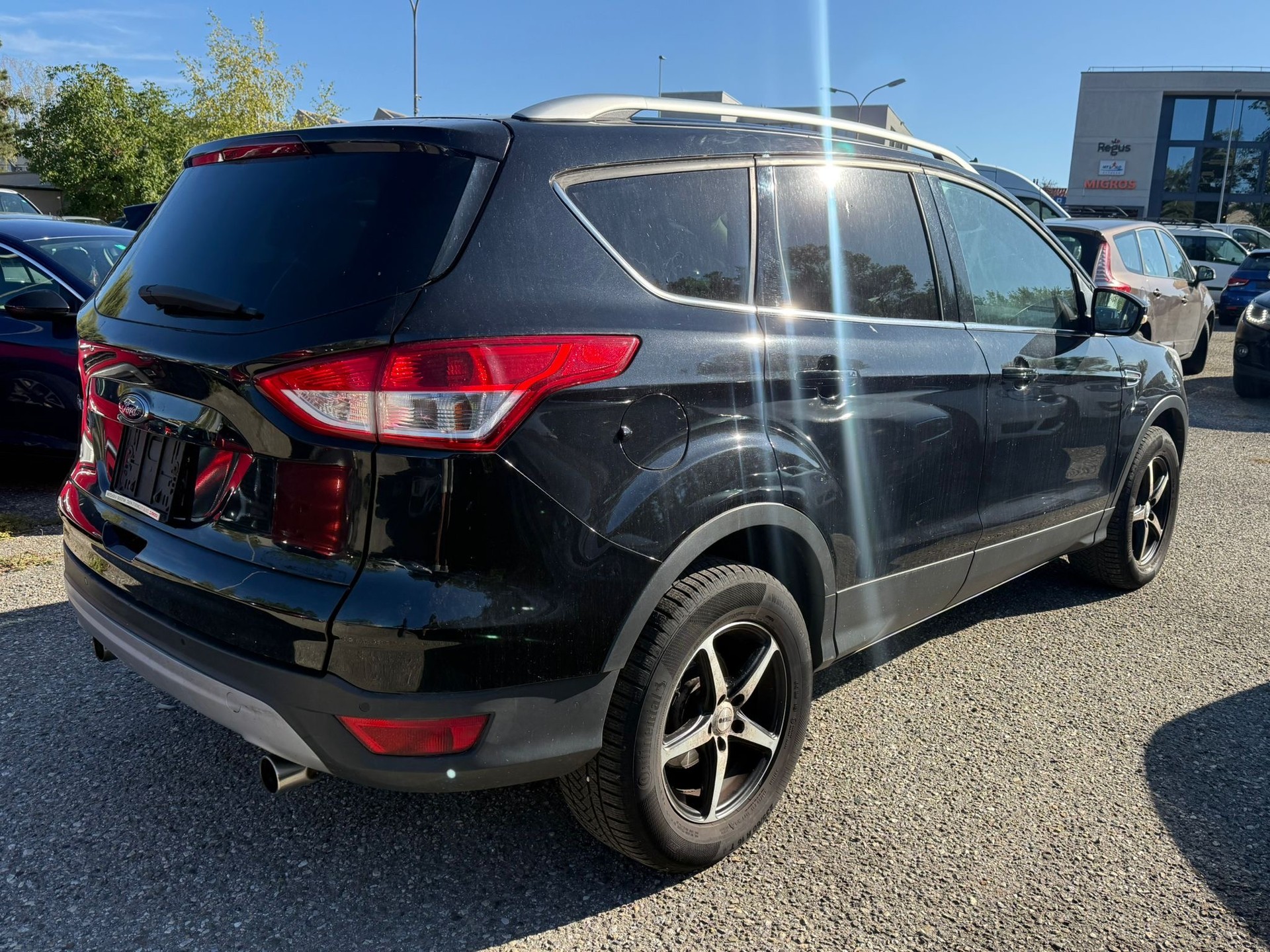 FORD Kuga 2.0 TDCi Titanium 4WD PowerShift-image-3