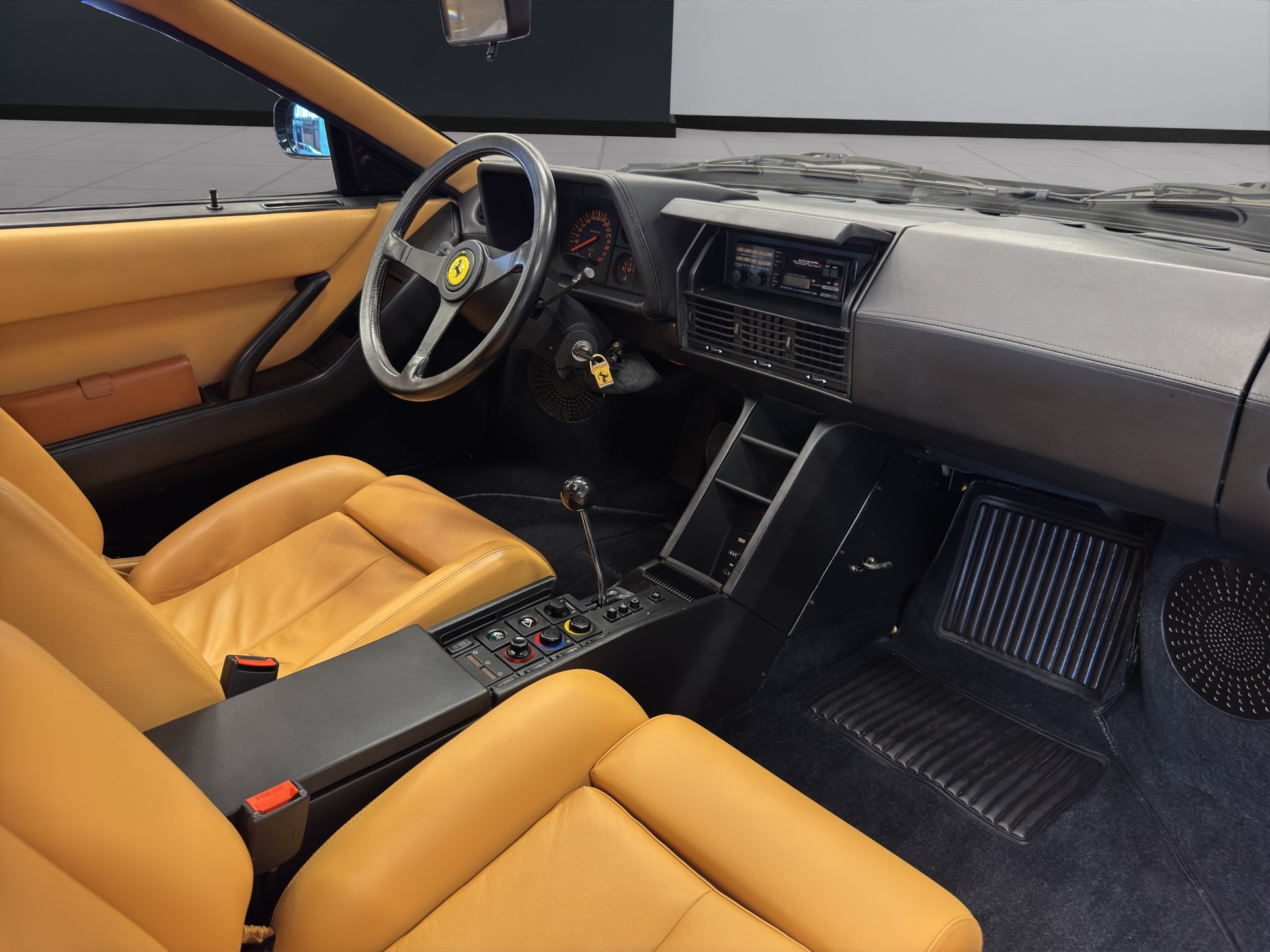 FERRARI Testarossa-image-11
