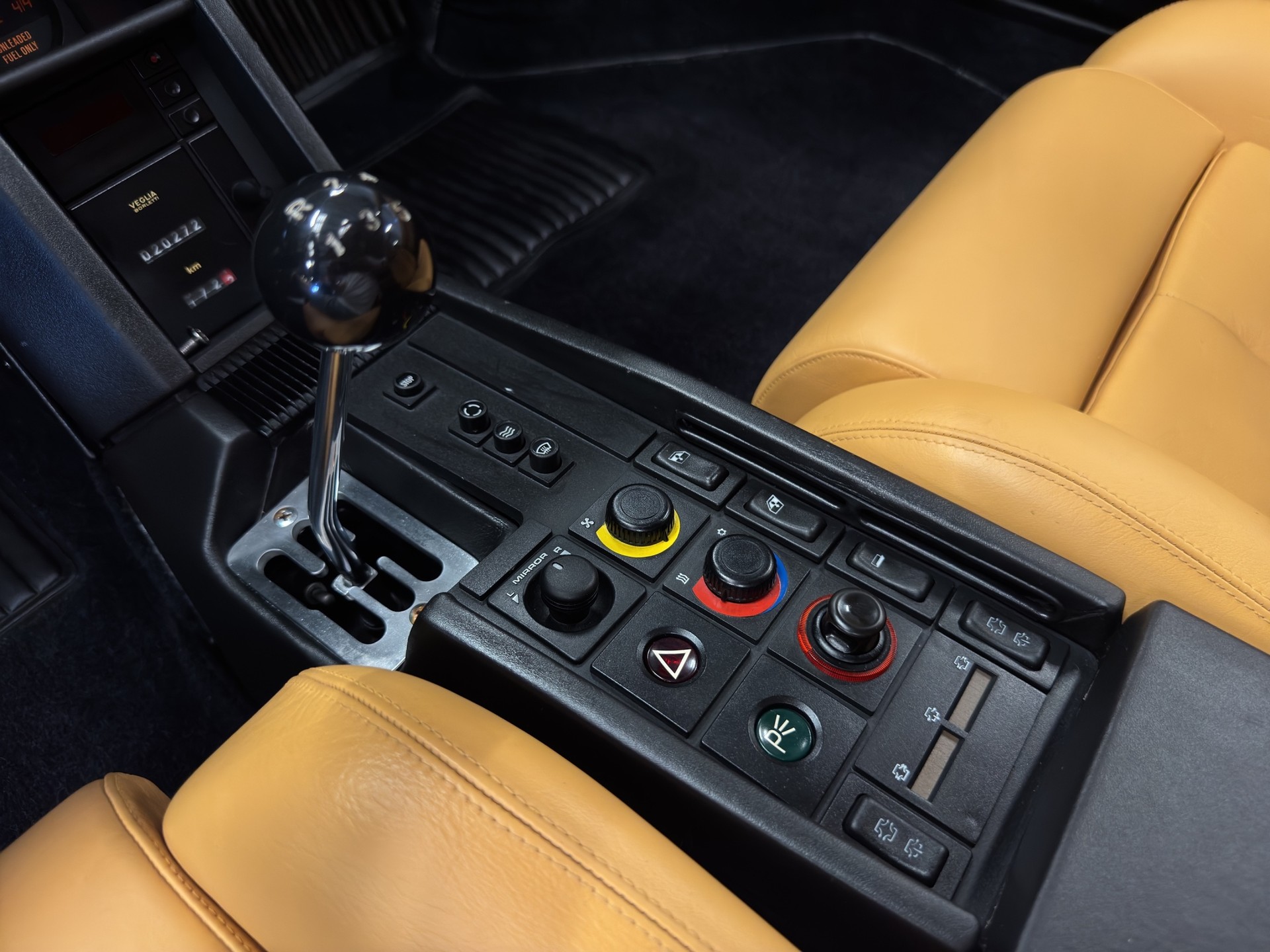 FERRARI Testarossa-image-10