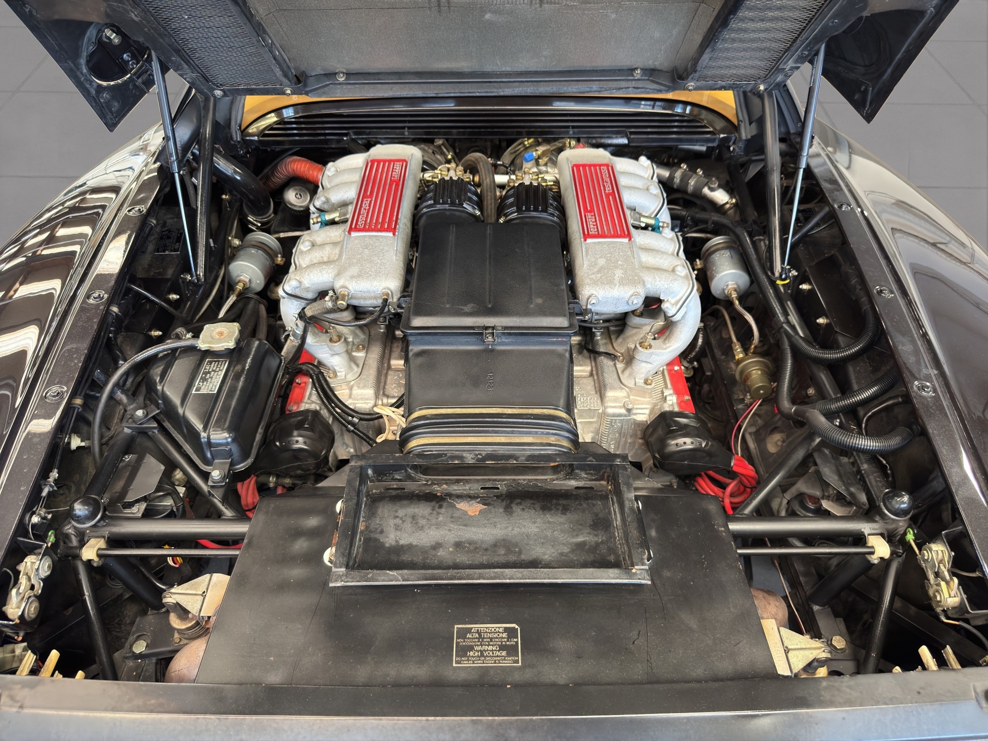FERRARI Testarossa-image-14