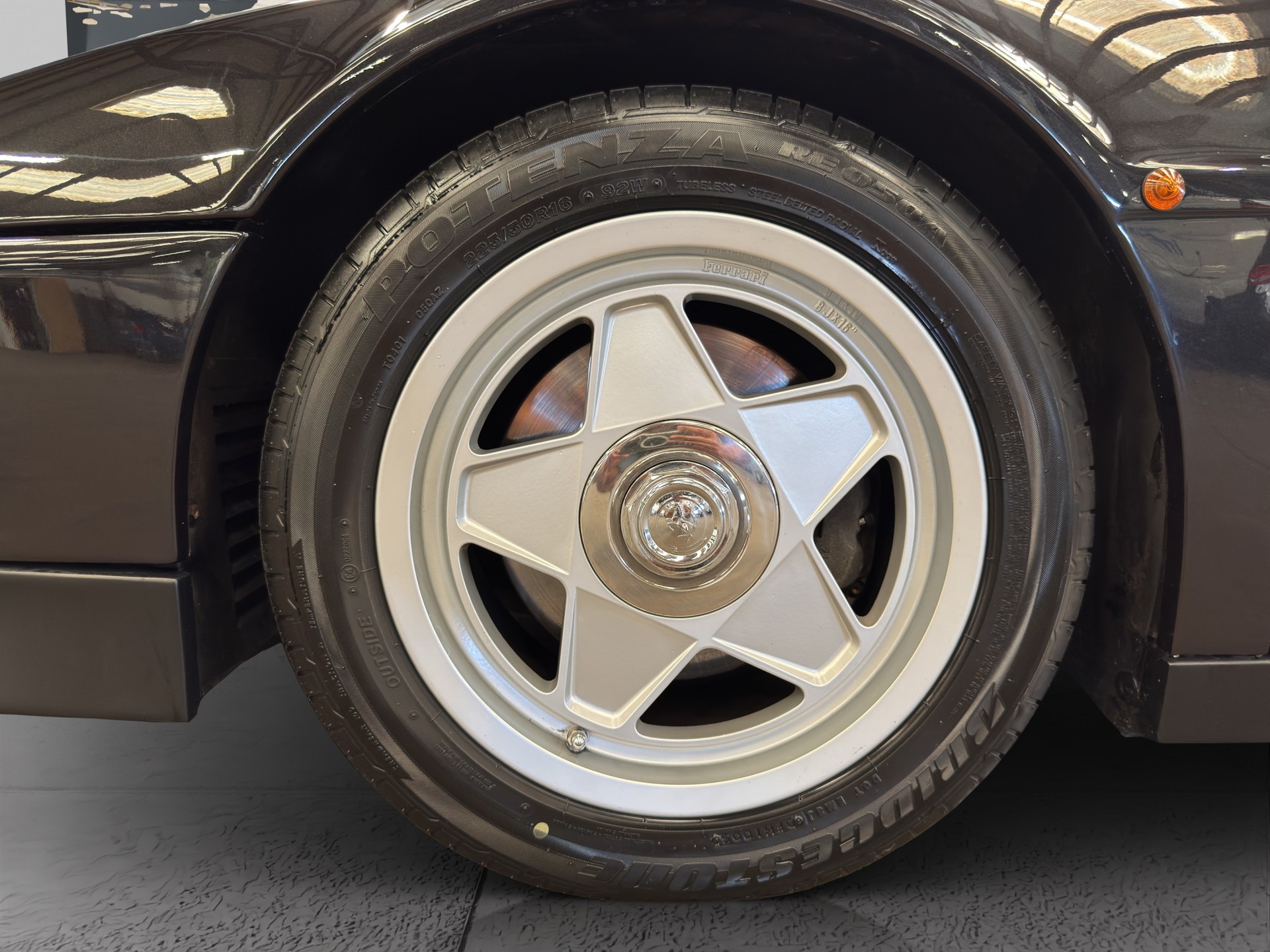 FERRARI Testarossa-image-15