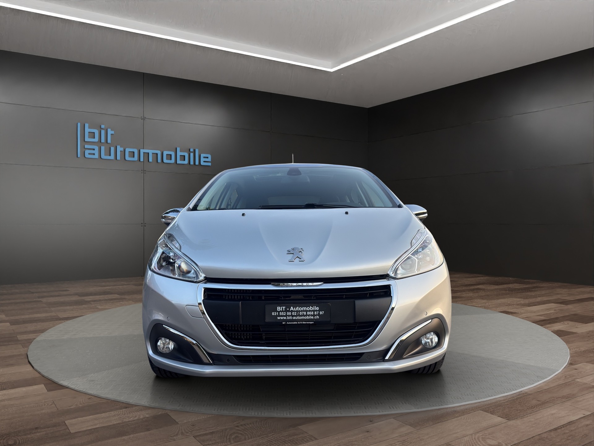 PEUGEOT PEUGEOT 208 1.2 THP Roland Garros-image-1