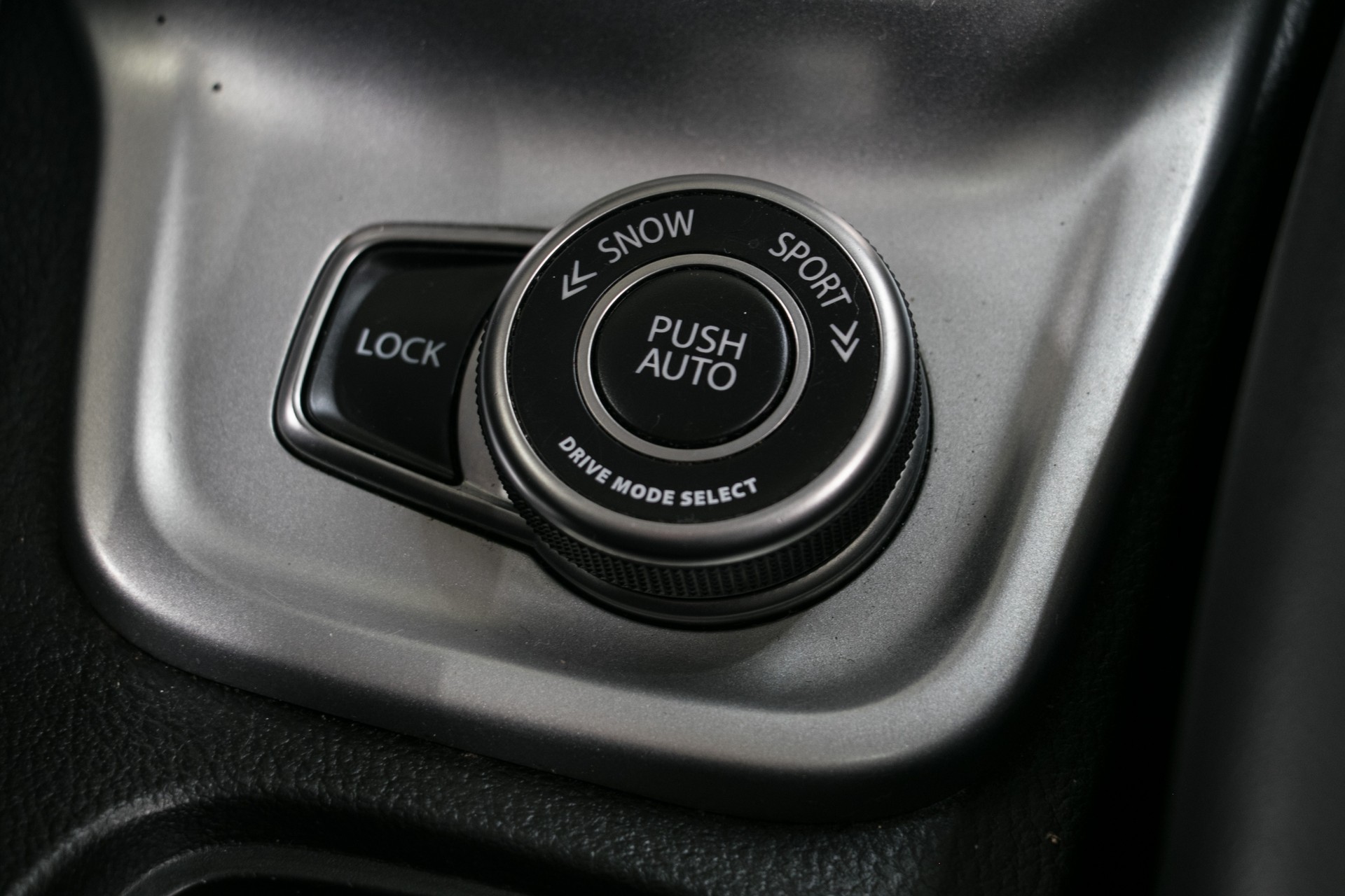 SUZUKI Vitara 1.6 TD Sergio Cellano Top-image-8