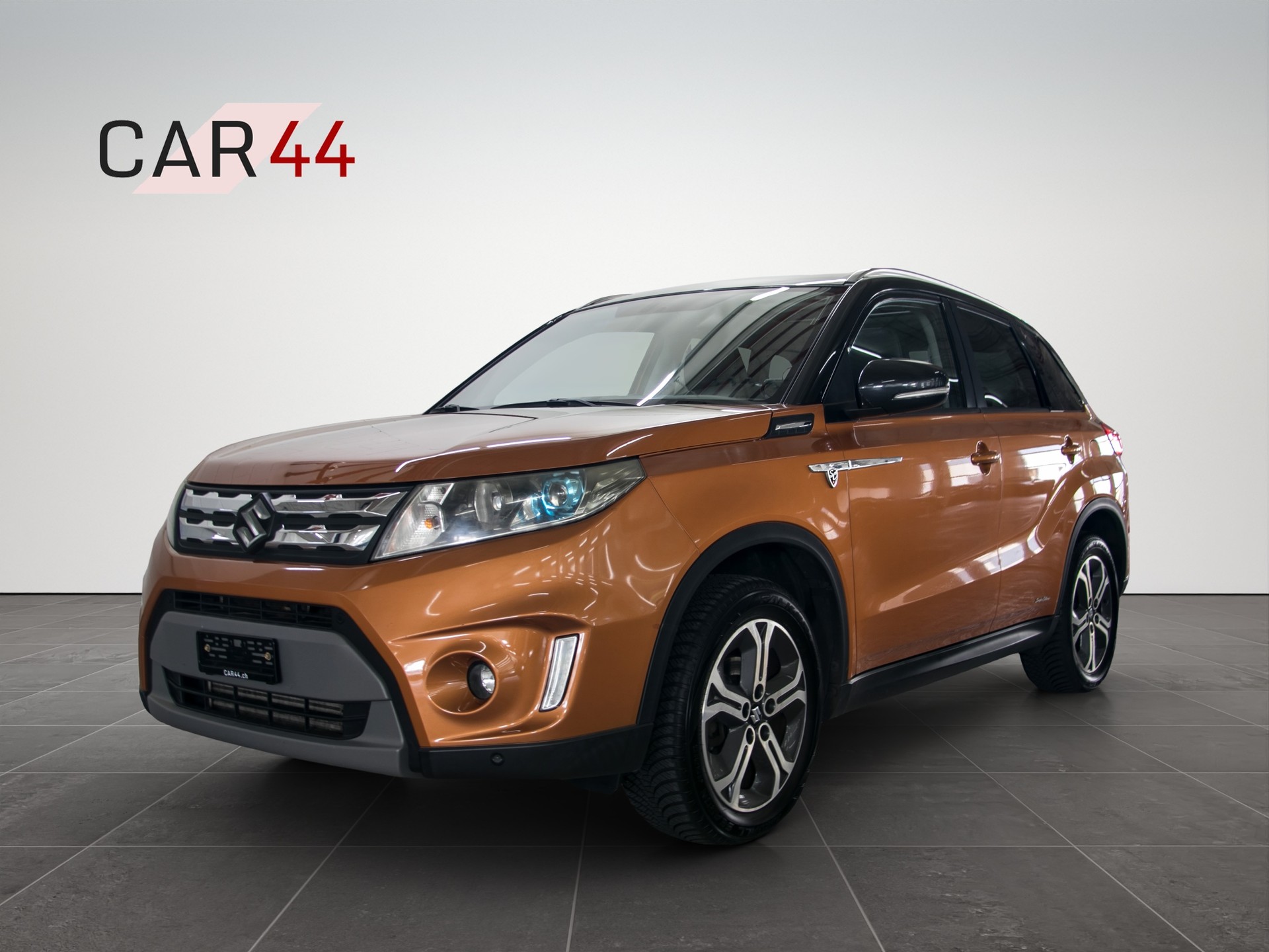 SUZUKI Vitara 1.6 TD Sergio Cellano Top-image-0