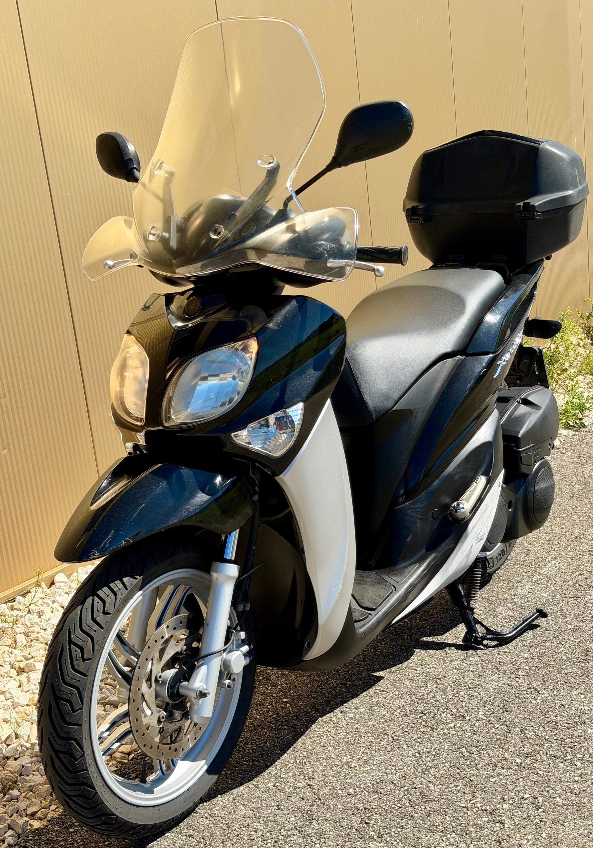 YAMAHA Xenter 125-image-7
