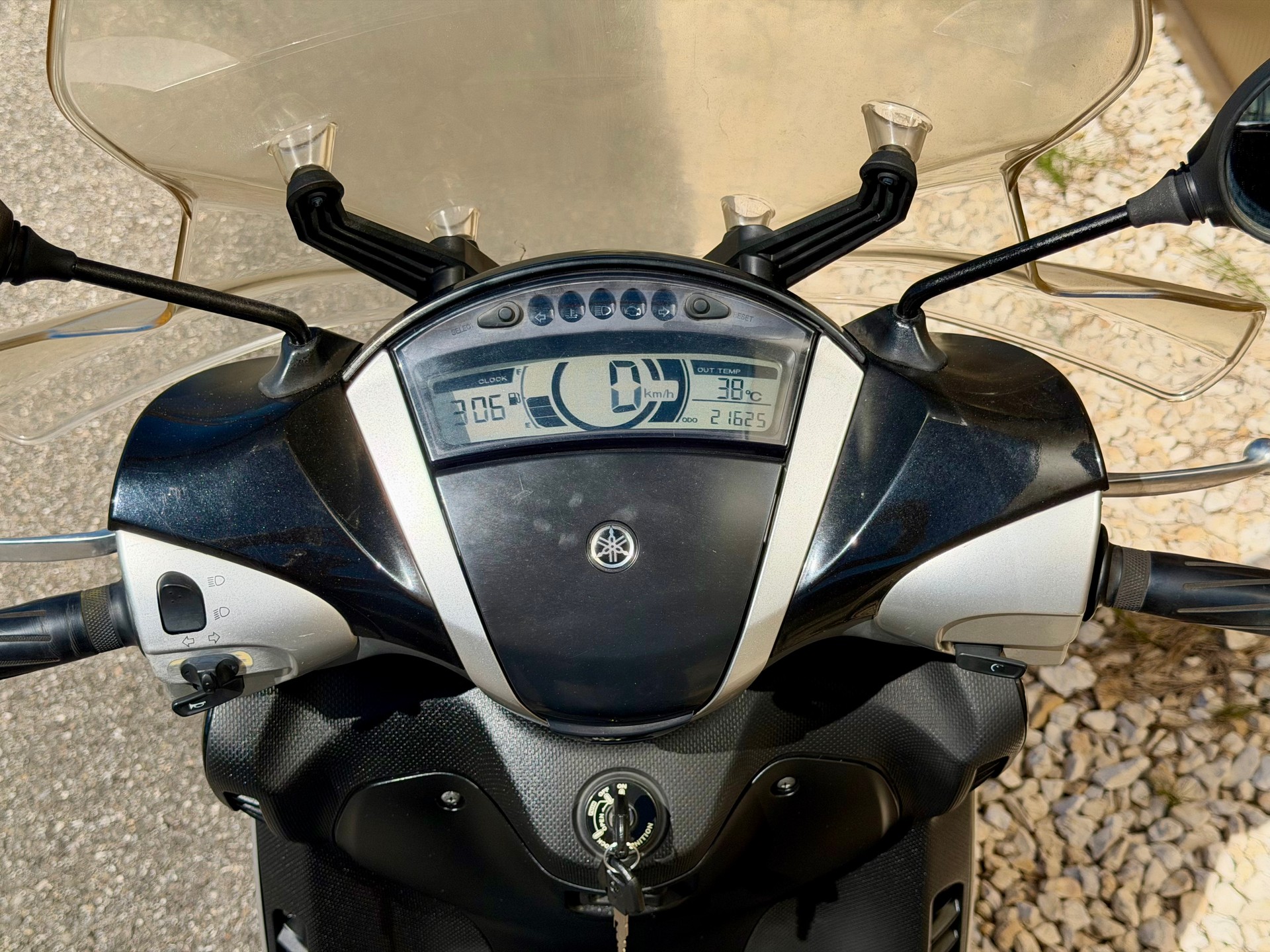 YAMAHA Xenter 125-image-15