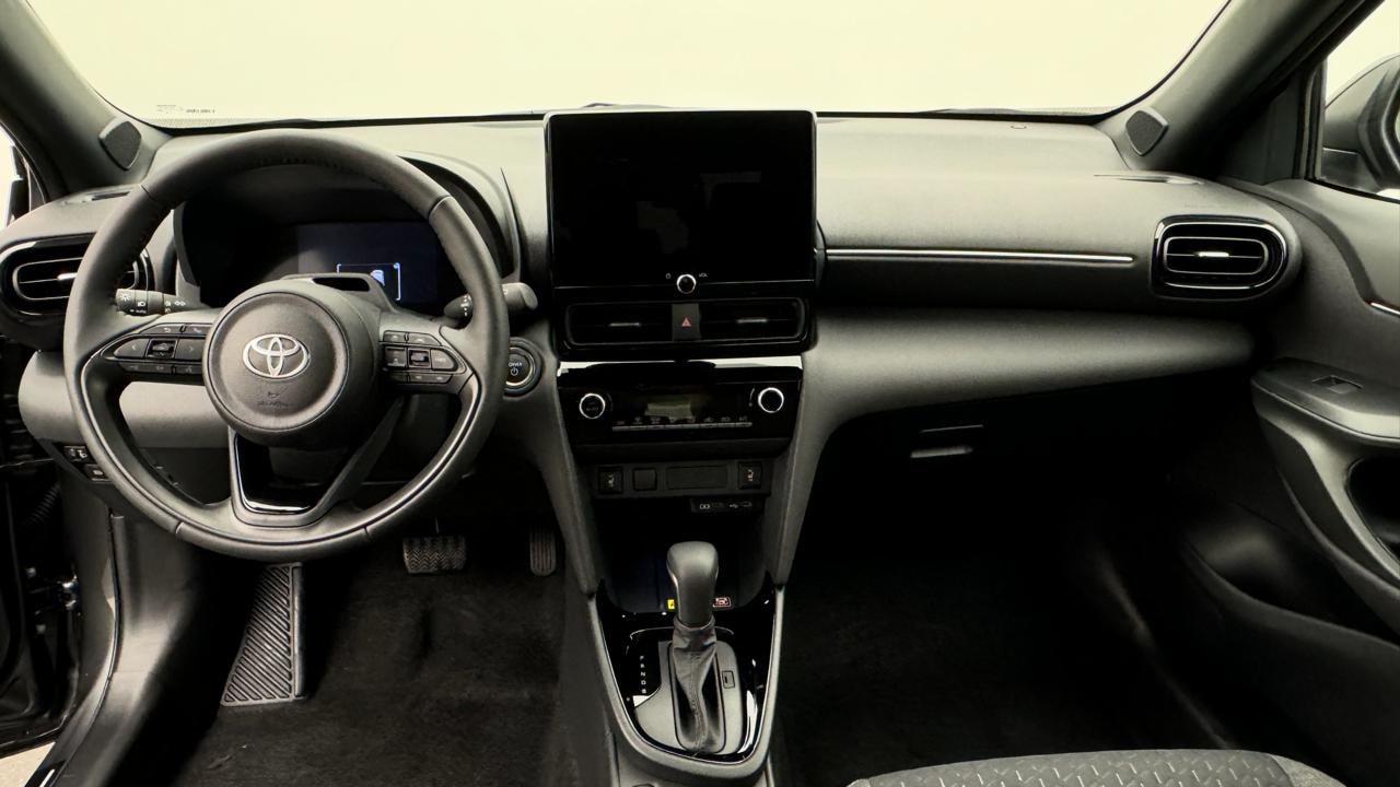 TOYOTA Yaris Cross 1.5 Style e-CVT-image-5