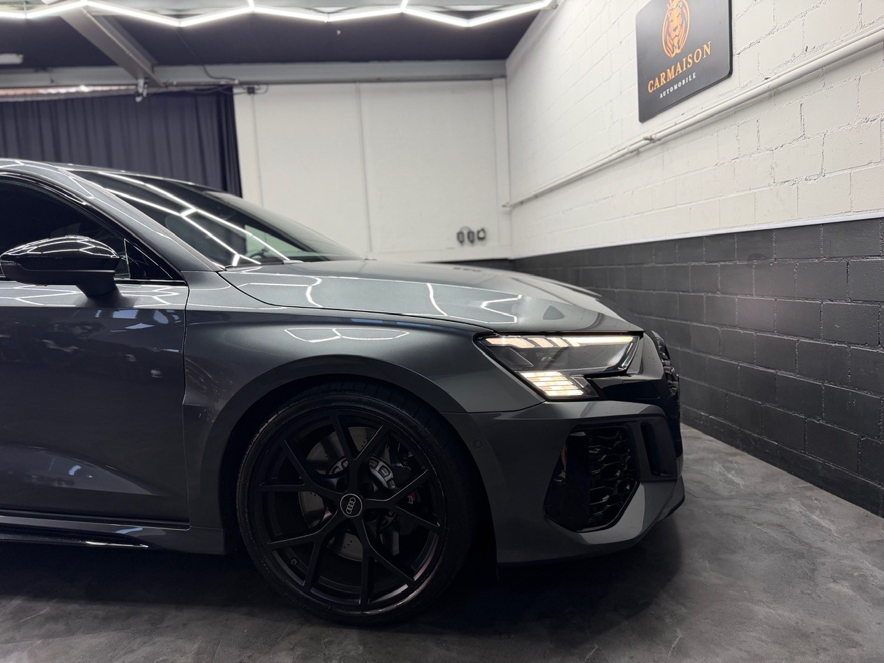 AUDI RS3 Limousine 2.5 TSI quattro S-tronic | CH-Auto aus 1. Hand | Bang & Olufsen Surround | Ambiente | CarPlay-image-8
