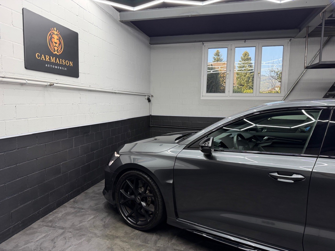 AUDI RS3 Limousine 2.5 TSI quattro S-tronic | CH-Auto aus 1. Hand | Bang & Olufsen Surround | Ambiente | CarPlay-image-9