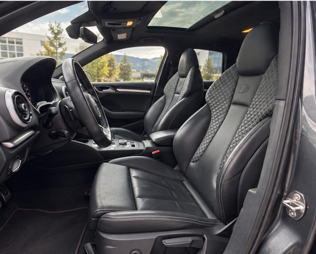 AUDI 2.0 T FSI quattro S-Tronic-image-3