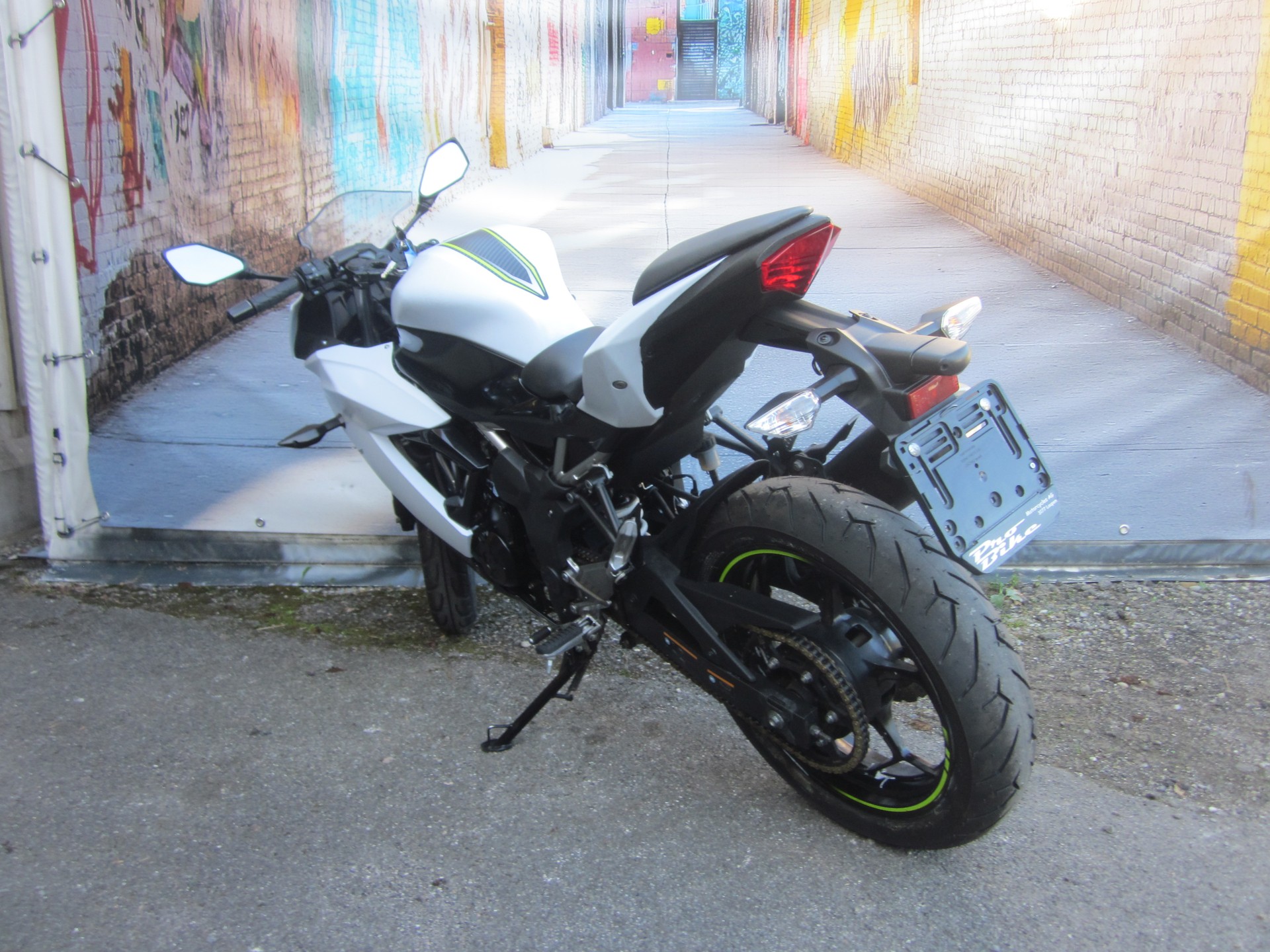 KAWASAKI Ninja 125-image-3