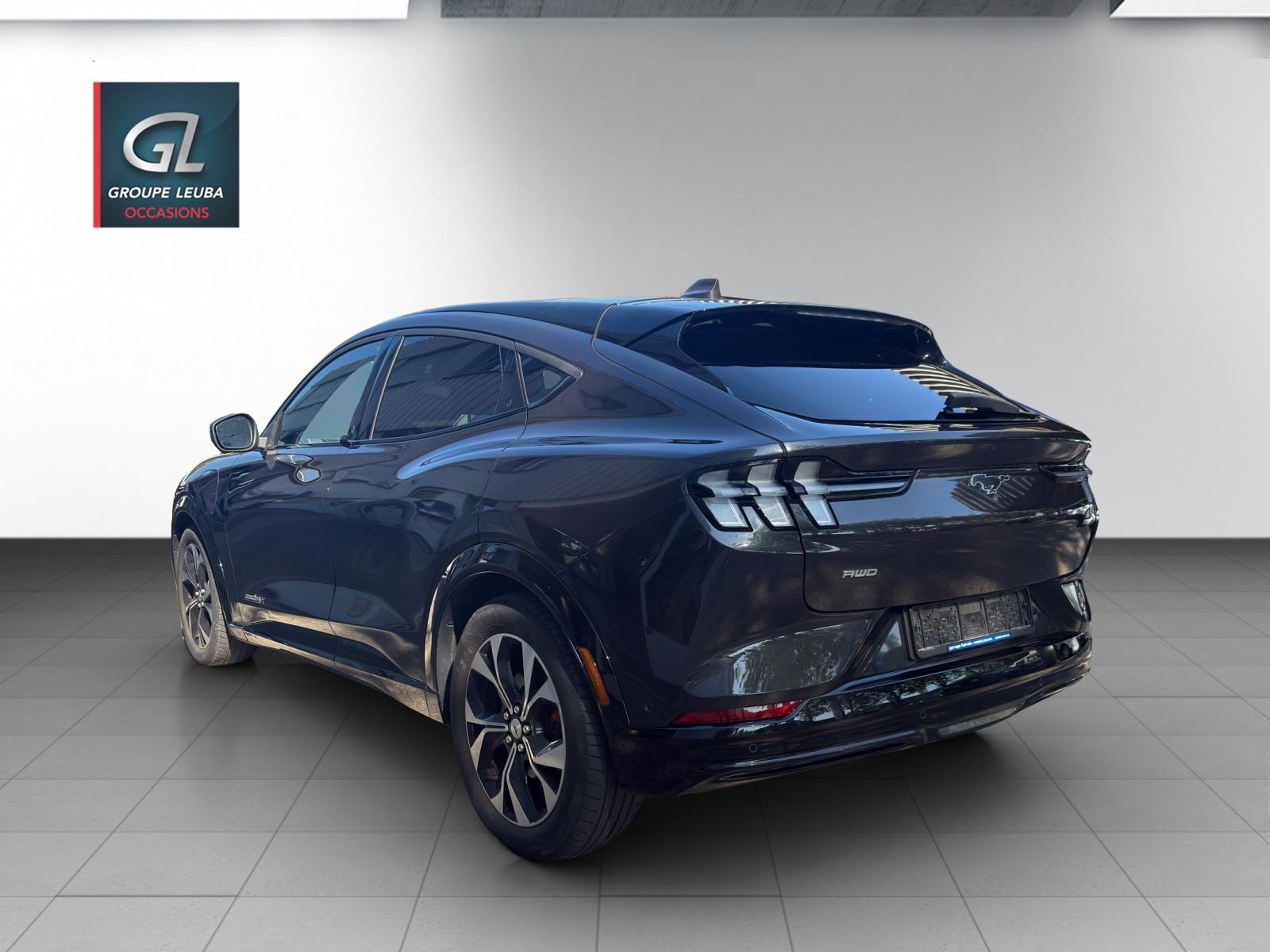 FORD Mustang MACH-E AWD 91 kWh-showroom-element-3