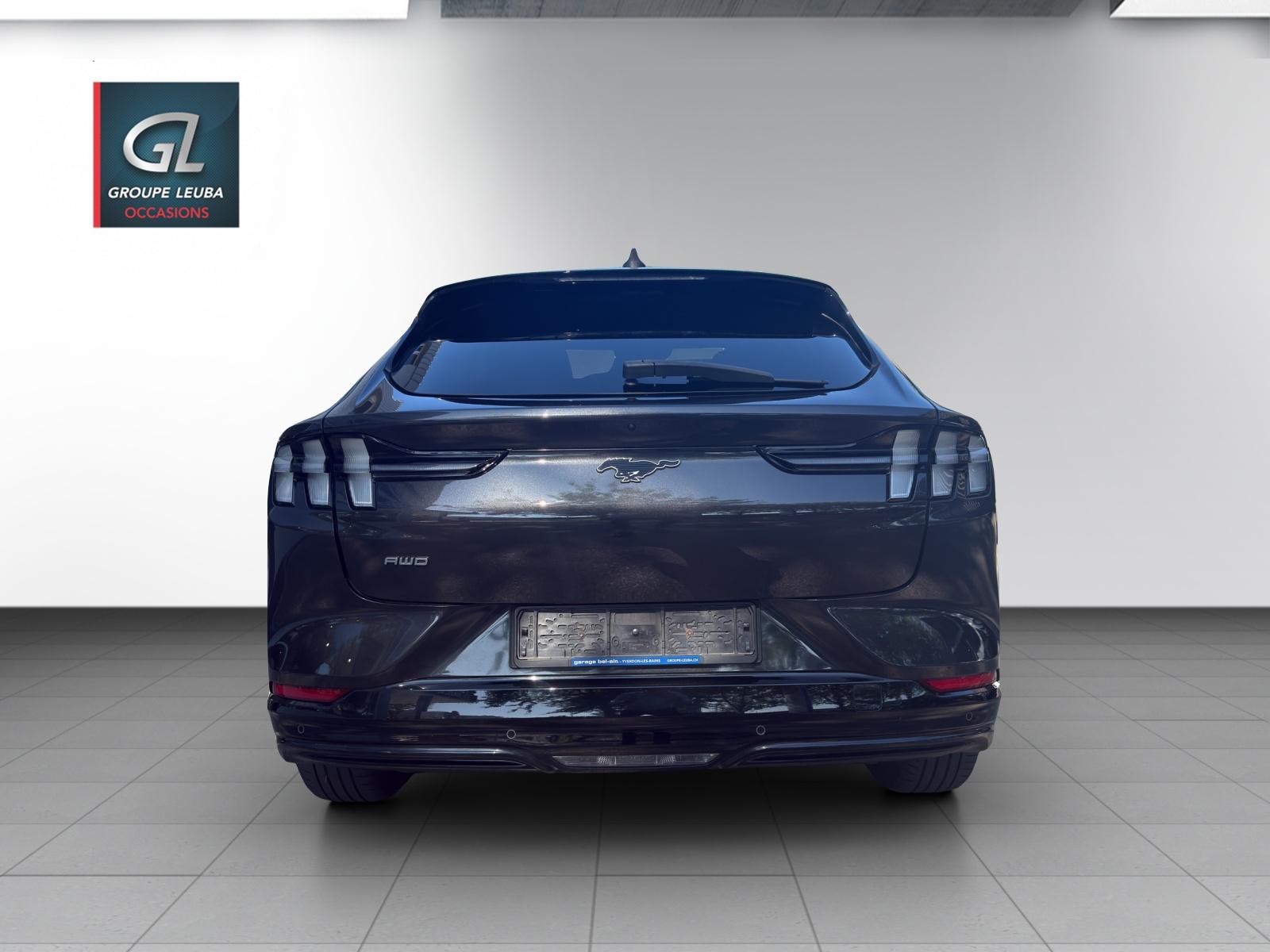FORD Mustang MACH-E AWD 91 kWh-image-4