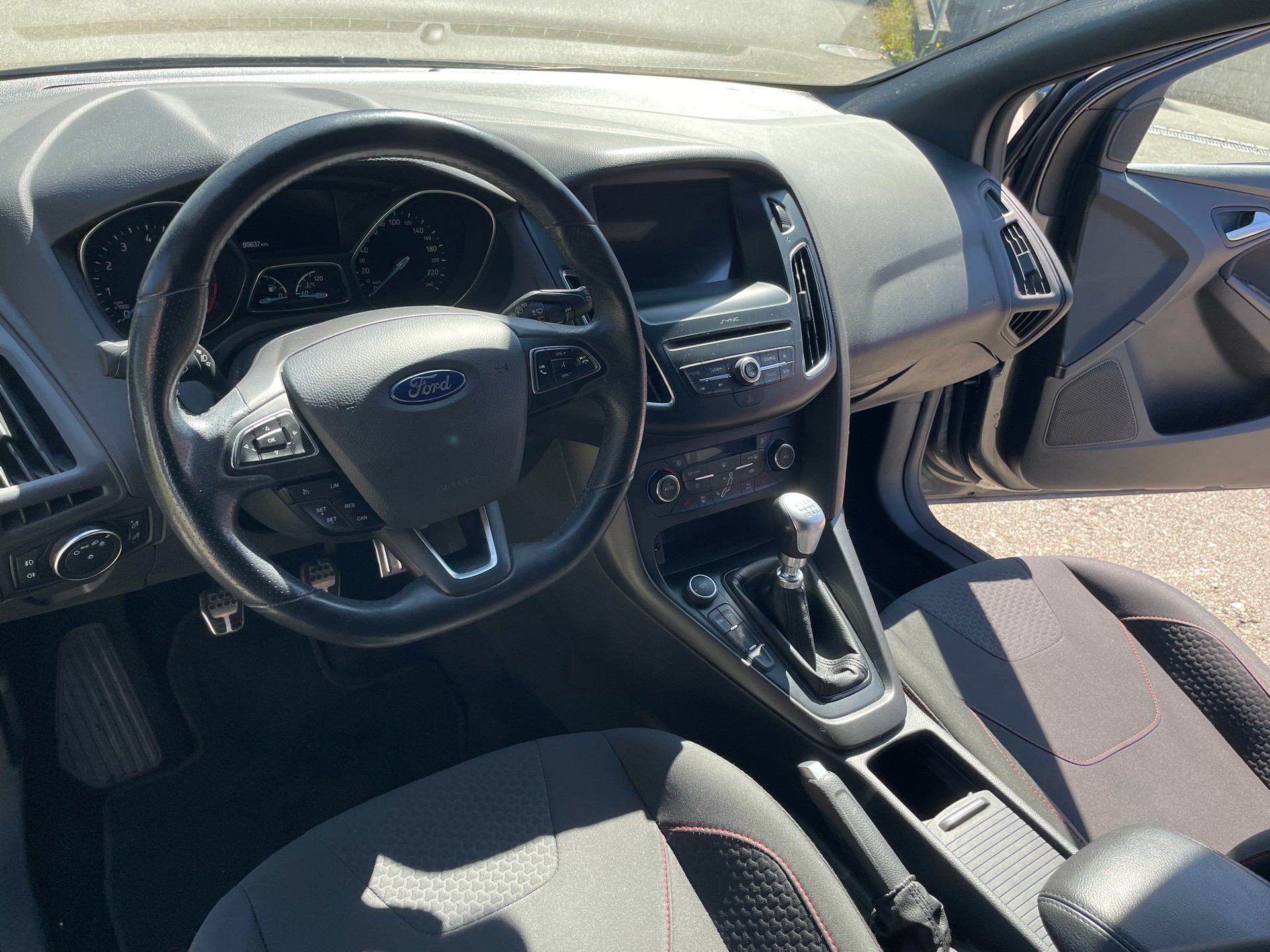 FORD 1.5i EcoB SCTi 150 ST-Line-image-3