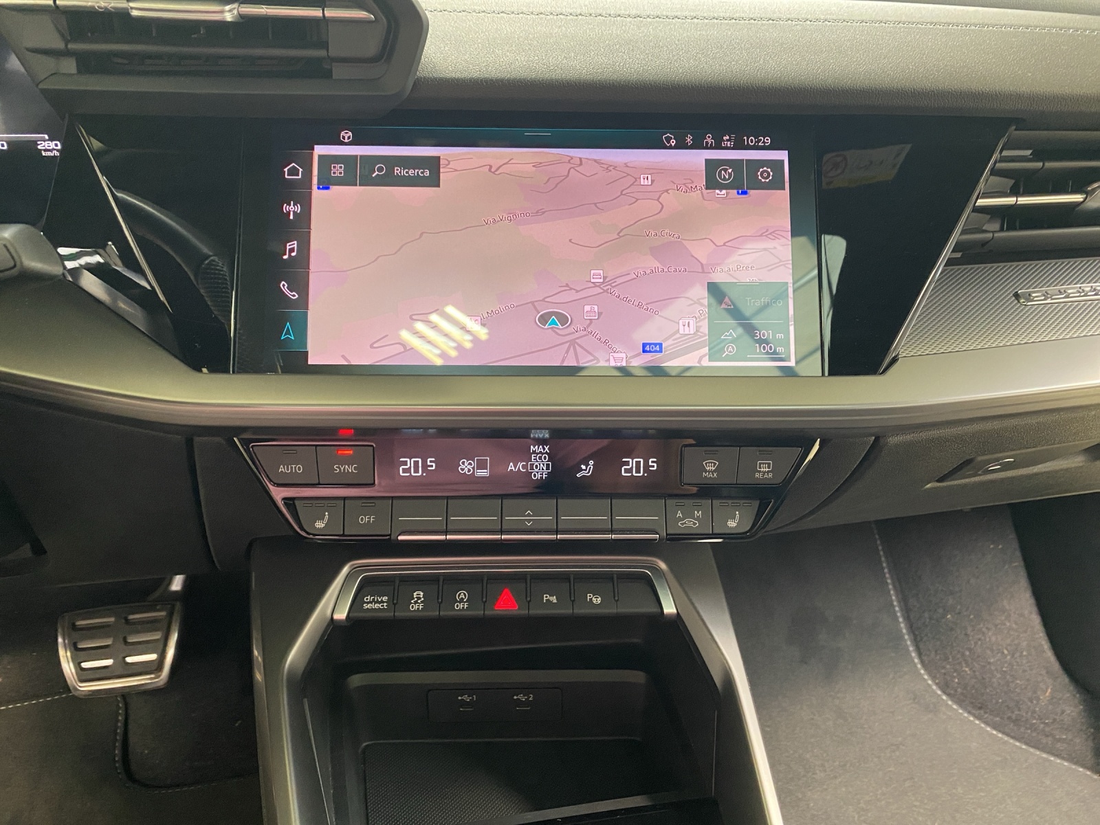 AUDI A3 Sportback 40 TDI S line S-tronic quattro-image-10