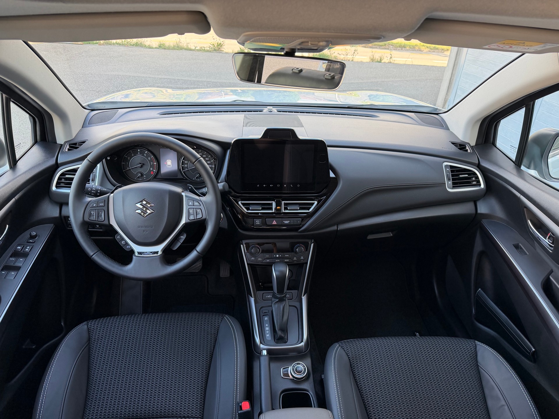 SUZUKI S-Cross 1.4 16V Piz Sulai Top MHD 4WD Automatic-image-5