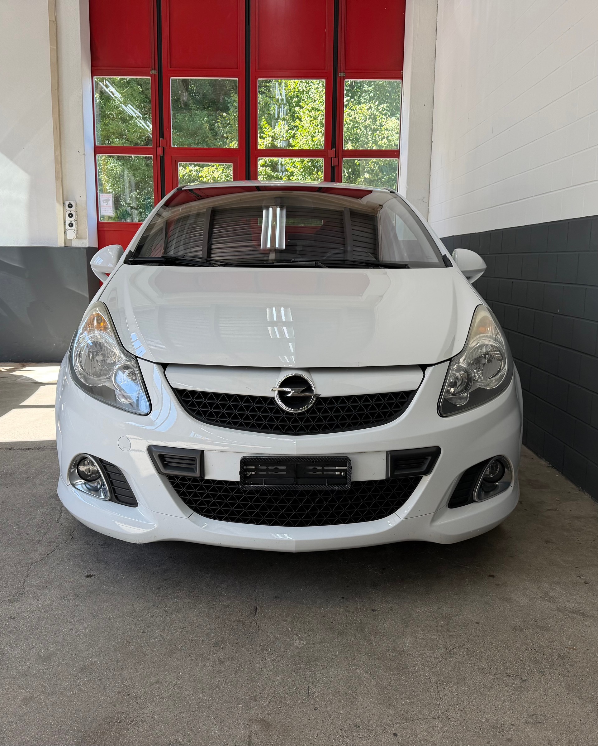 OPEL Corsa 1.6 Turbo OPC //NEU AB MFK!-image-1