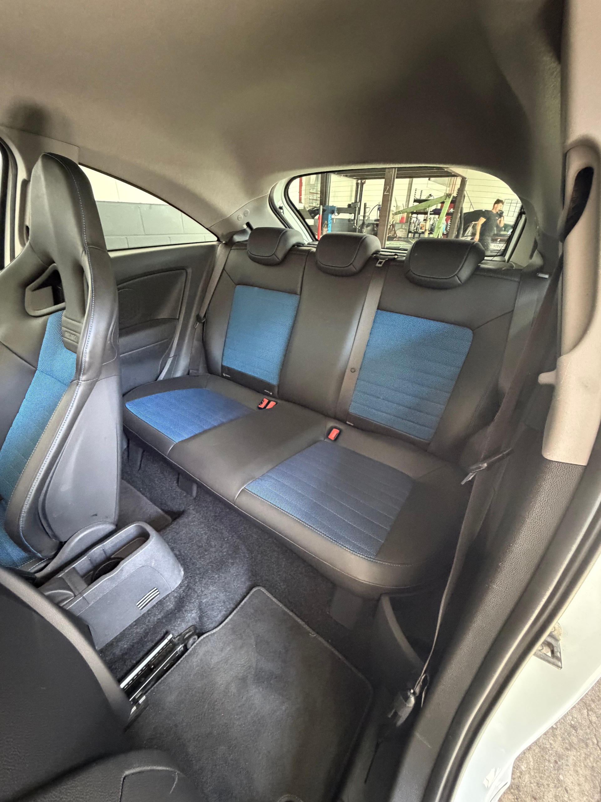 OPEL Corsa 1.6 Turbo OPC //NEU AB MFK!-image-13