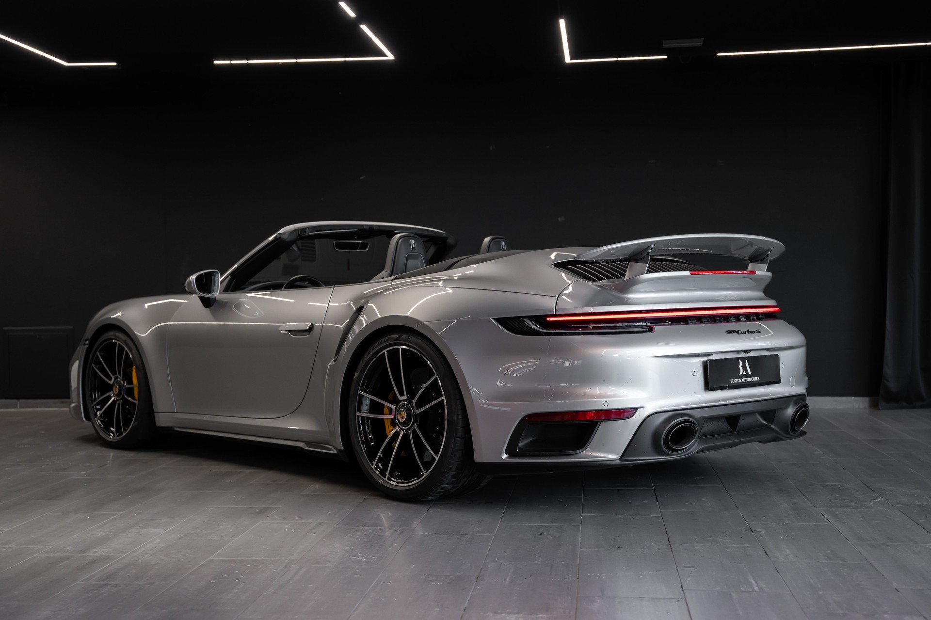 PORSCHE 911 Turbo S Cabriolet PDK / CH Auto / Burmester / Porsche Approved 24M / Carbon Keramik & uvm,,,-image-6