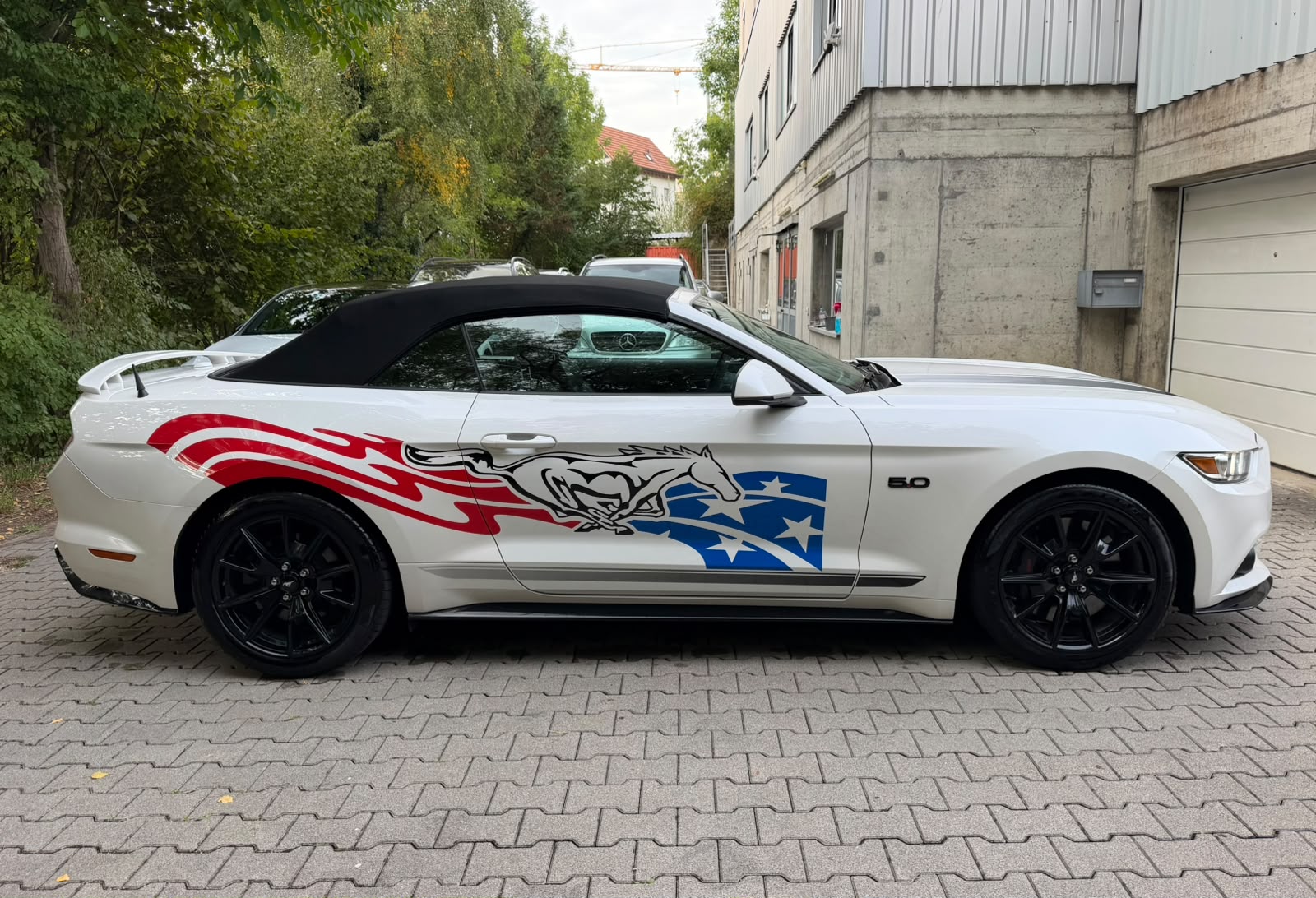 FORD Mustang Convertible 5.0 V8 GT Automat-image-10