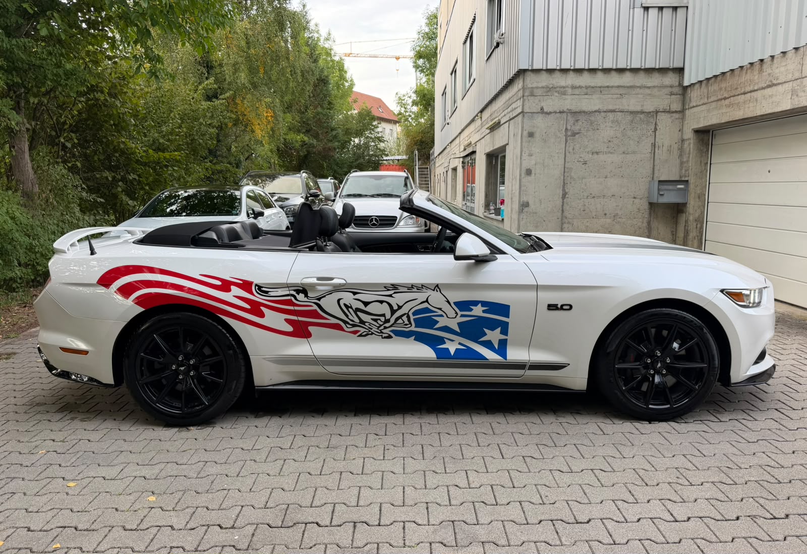 FORD Mustang Convertible 5.0 V8 GT Automat-image-11