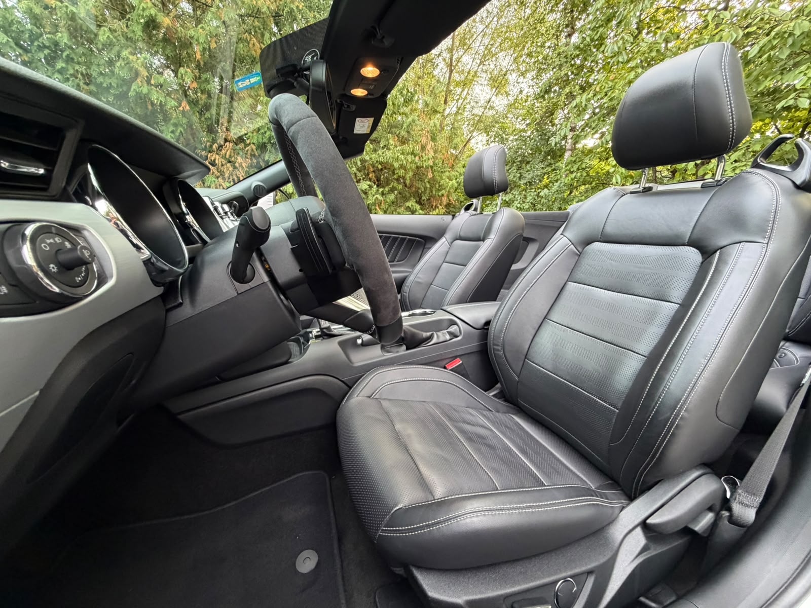 FORD Mustang Convertible 5.0 V8 GT Automat-image-18