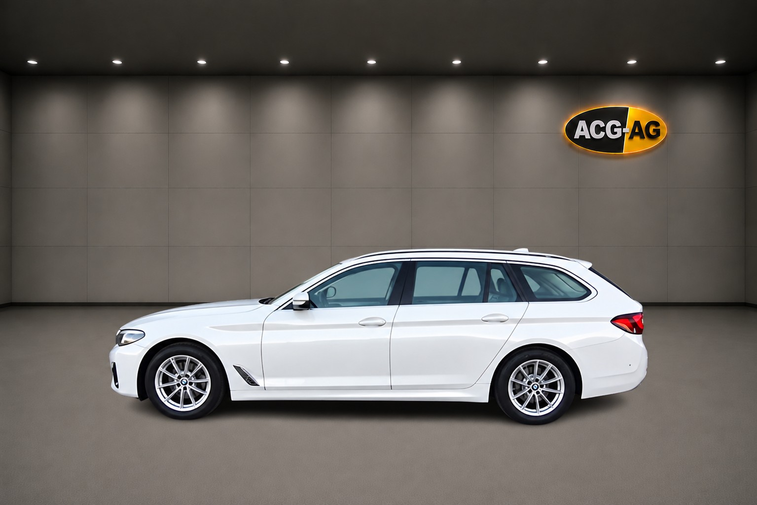 BMW 520d xDrive 48V Touring Steptronic ** Voll-Leder ** Gr-Navi ** RF-Kamera ** Anh-Kupplung ** Frisch Ab MFK & Service **-image-6