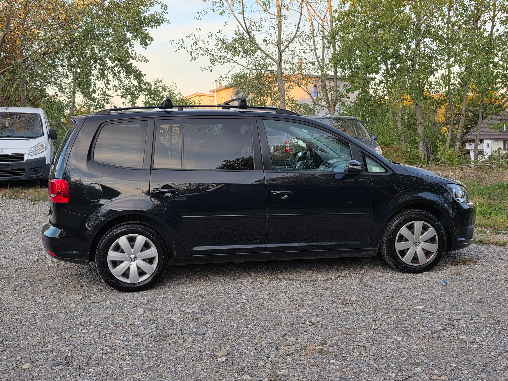VW Touran 1.4 TSI Trendline-image-2