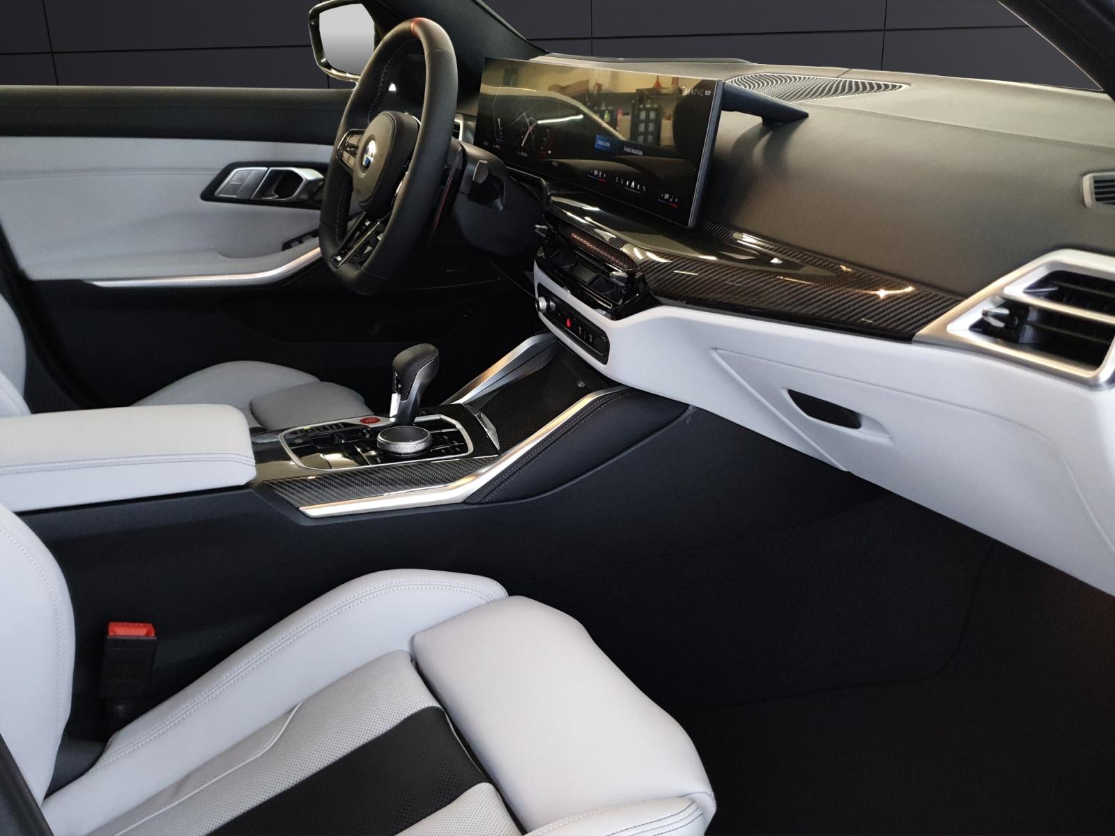 BMW M3 Competition xDrive Touring-image-14