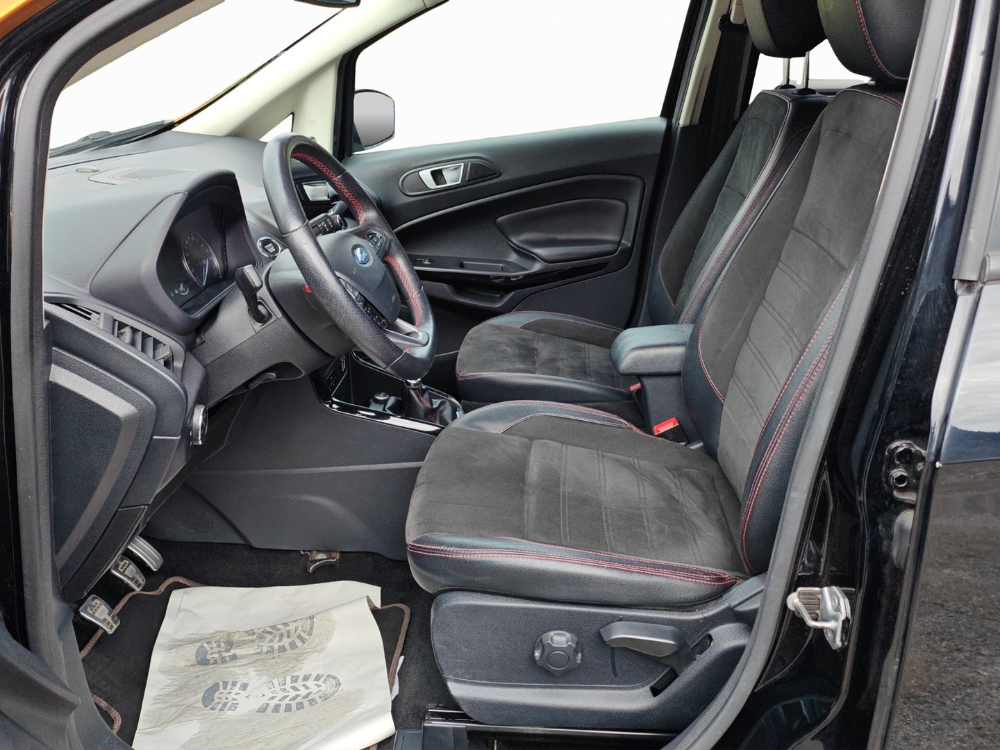 FORD EcoSport 1.5 TDCi ST-Line AWD (GPS · DAB · 4x4 · Garantie)-image-9