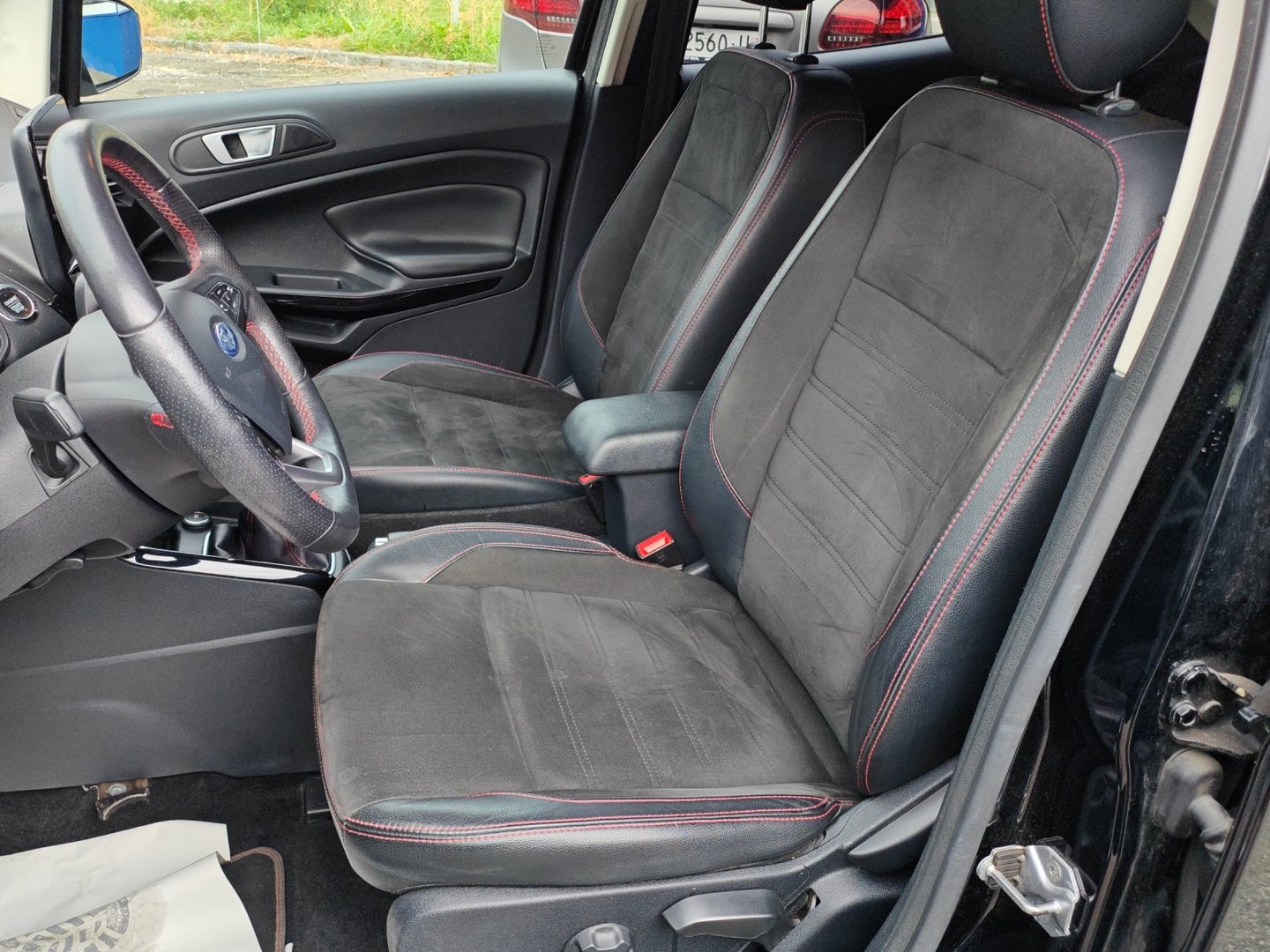FORD EcoSport 1.5 TDCi ST-Line AWD (GPS · DAB · 4x4 · Garantie)-image-11