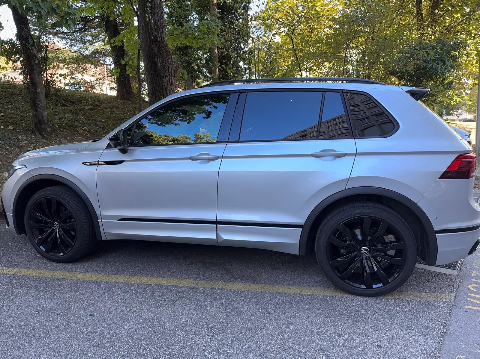 VW 2.0 TSI R-Line DSG-image-1