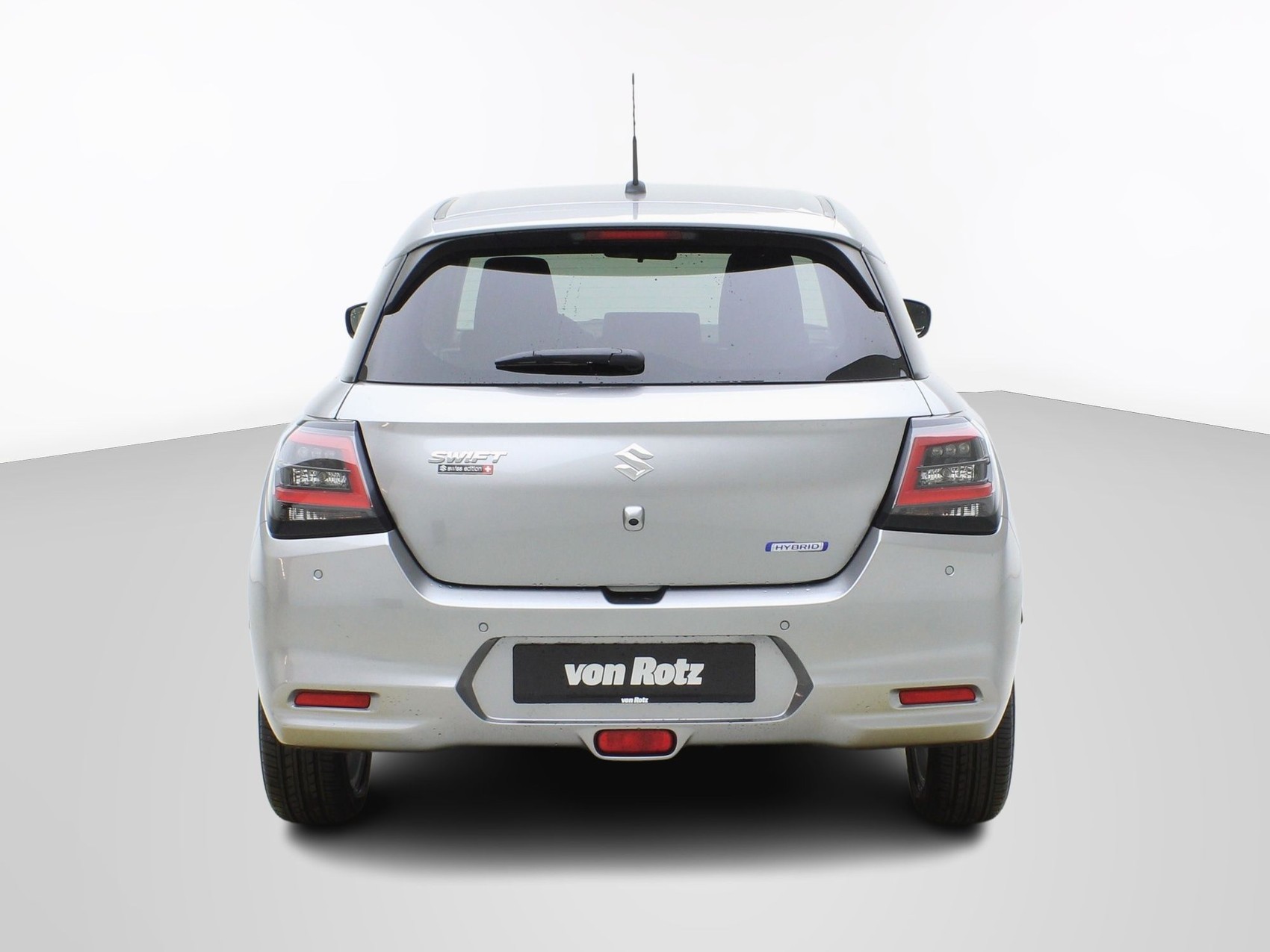 SUZUKI Swift 1.2 Sakura Hybrid-showroom-element-2