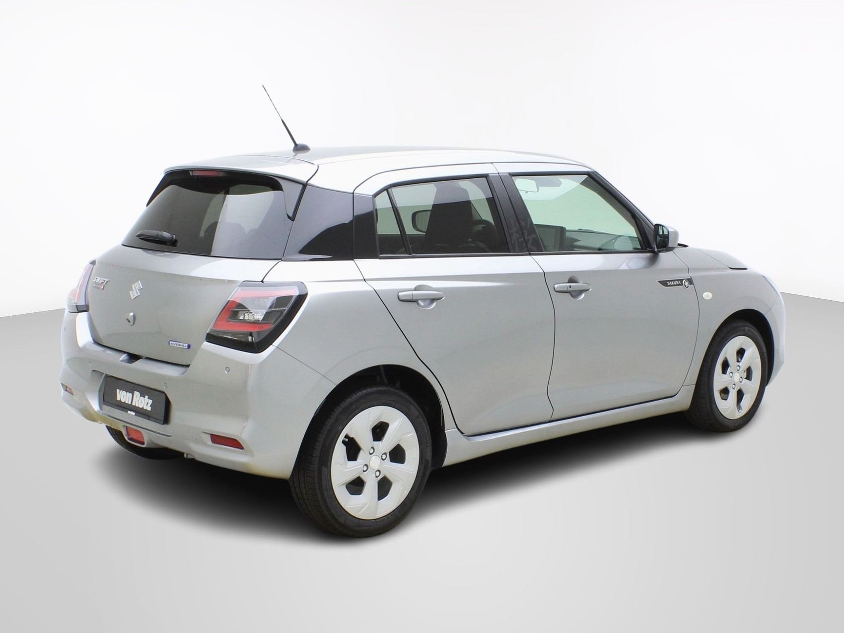 SUZUKI Swift 1.2 Sakura Hybrid-showroom-element-3
