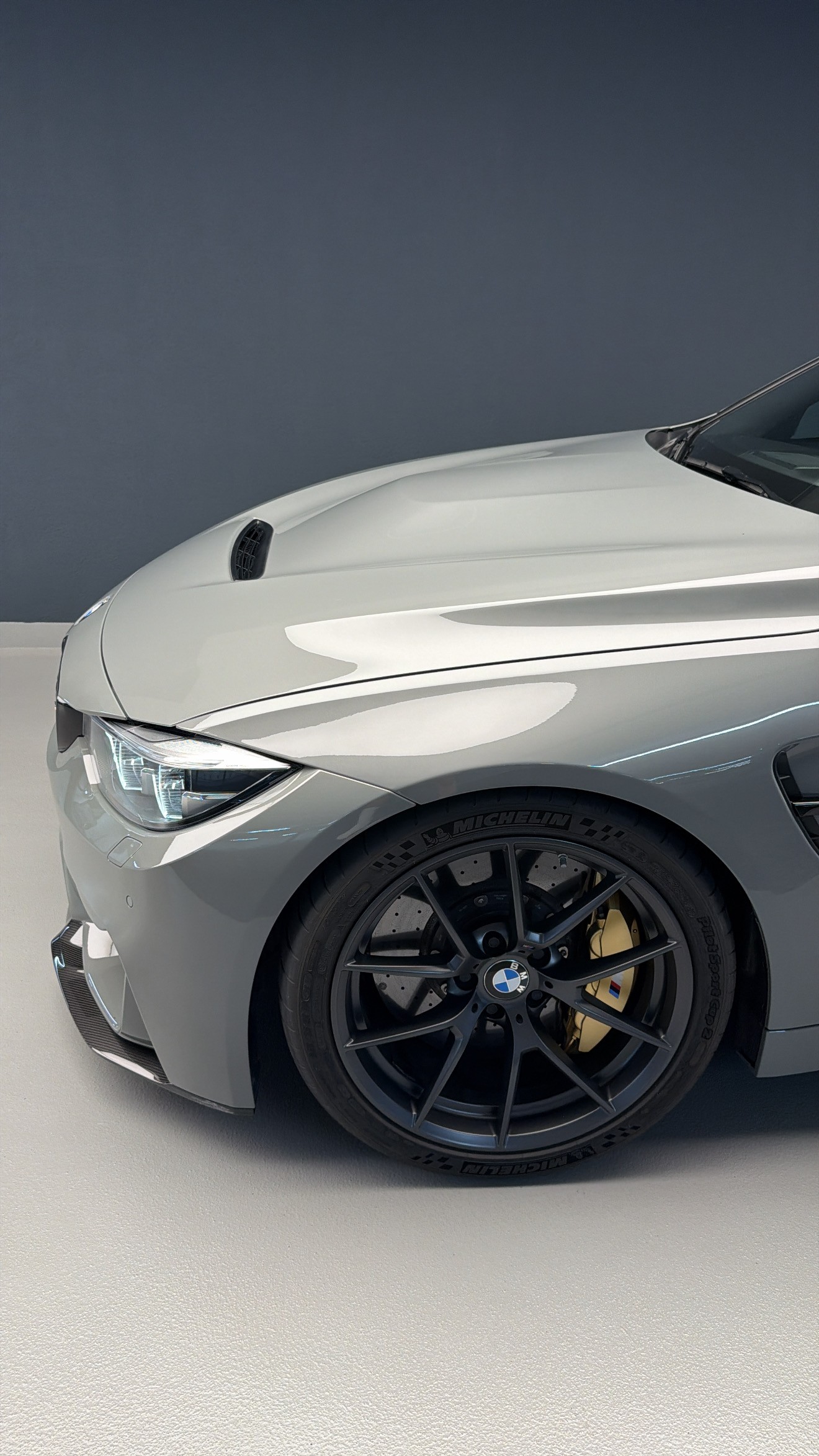 BMW CS-image-6