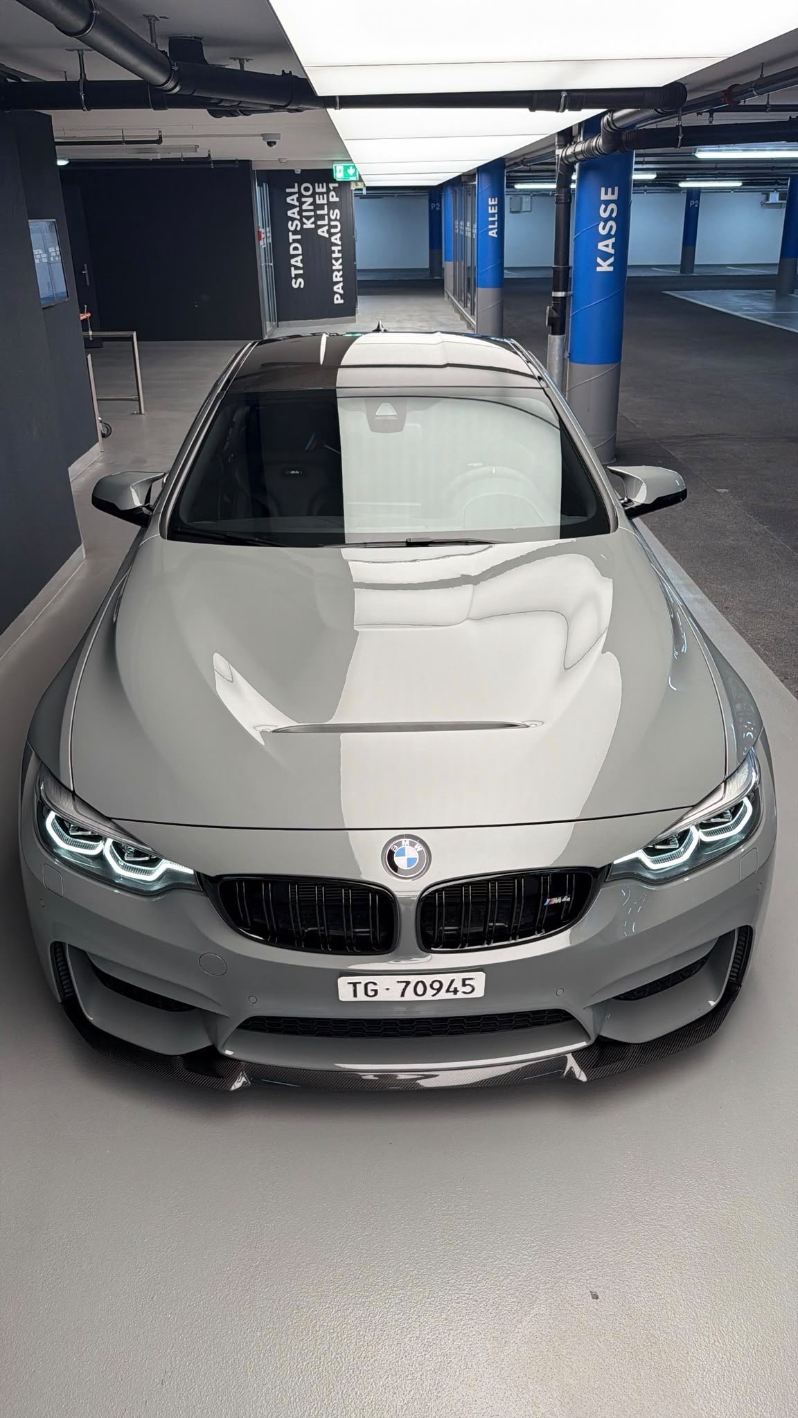 BMW CS-image-3