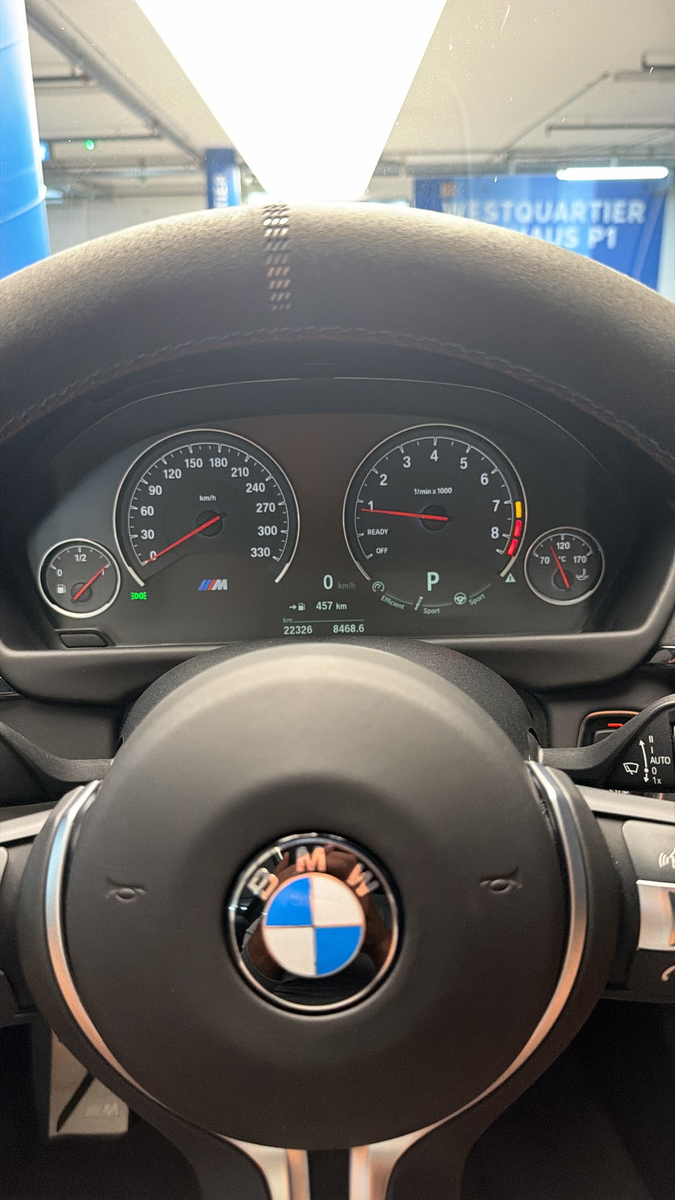 BMW CS-image-11
