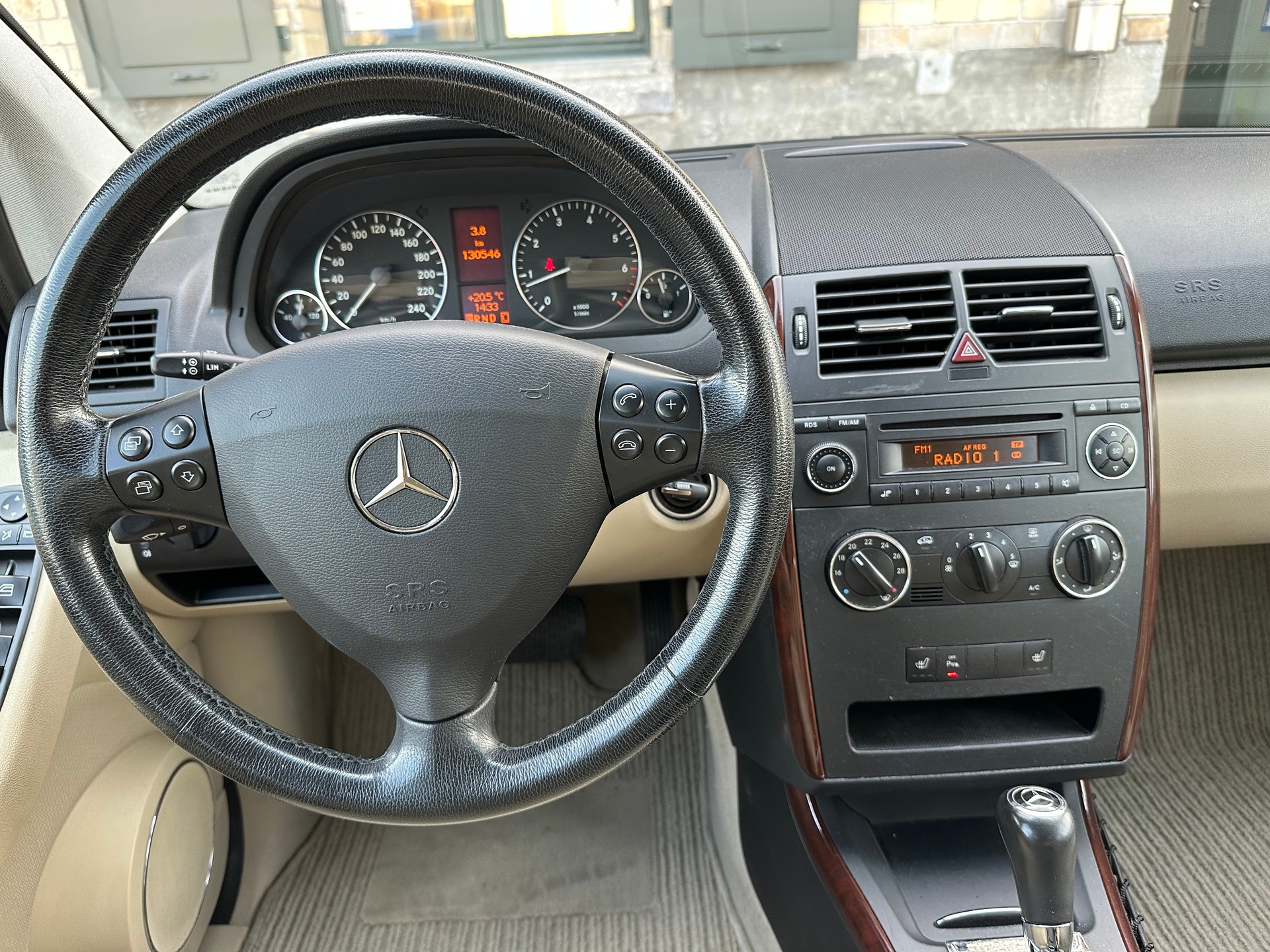 MERCEDES-BENZ A 170 Elégance-image-10