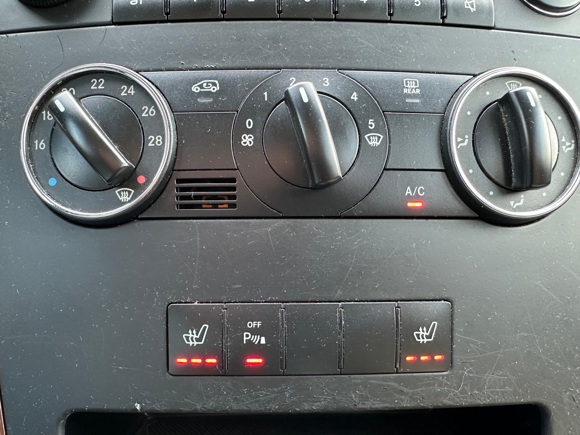 MERCEDES-BENZ A 170 Elégance-image-20