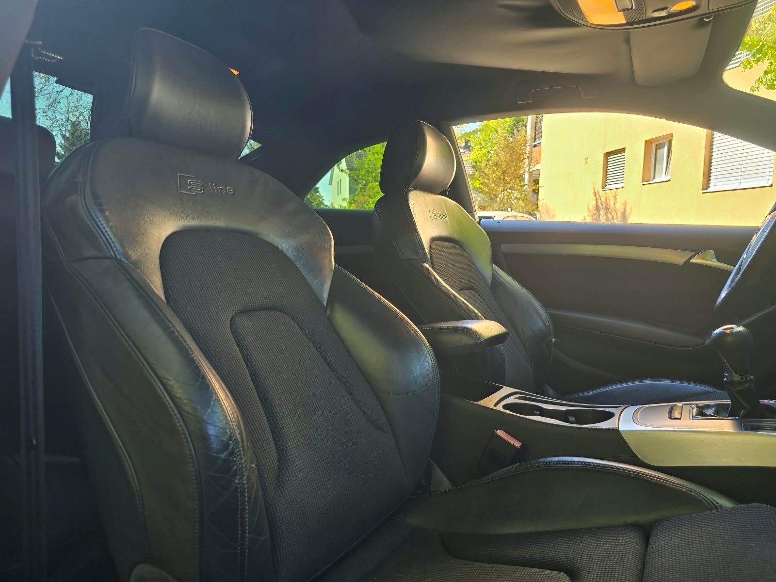 AUDI A5 Coupé 1.8 TFSI-image-10