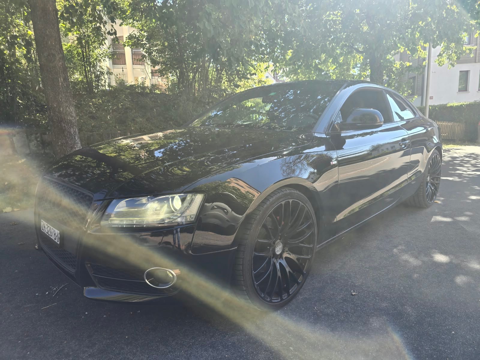 Car photo